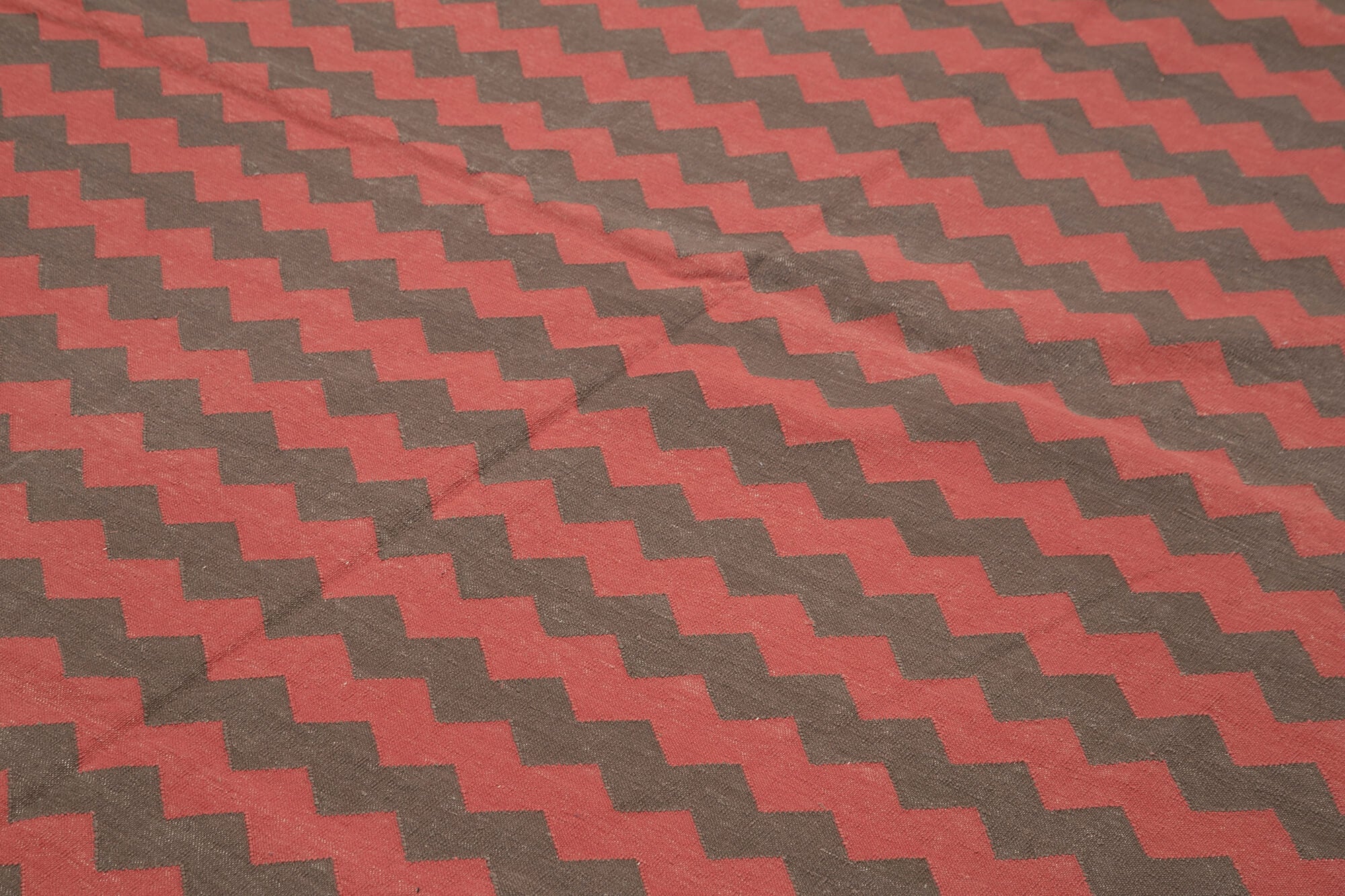 Duri Brown Geometric Cotton Wool Handmade Area Rug 10'0'' x 13'9''