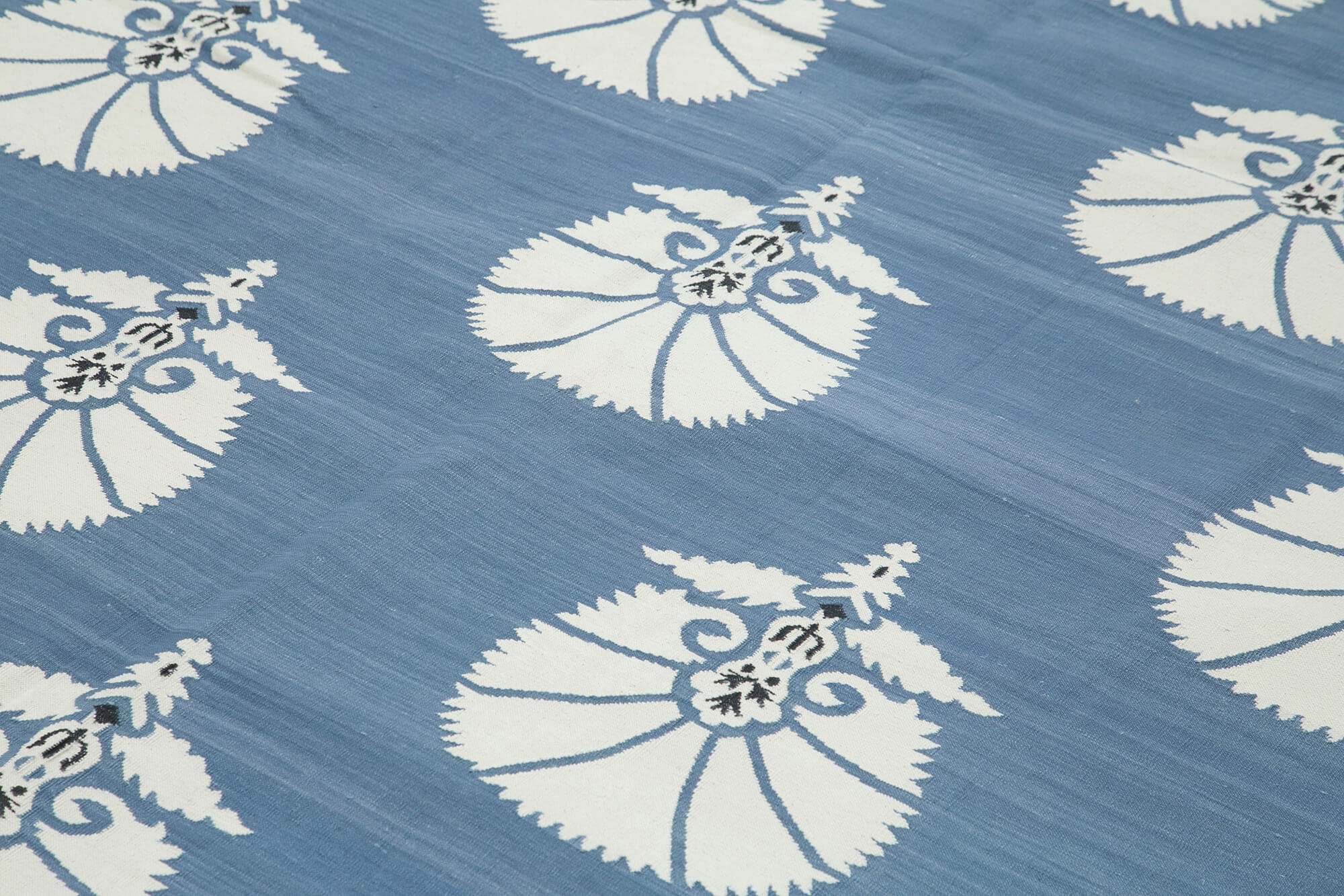 Duri Blue Geometric Cotton Wool Handmade Area Rug 10'2'' x 14'1''
