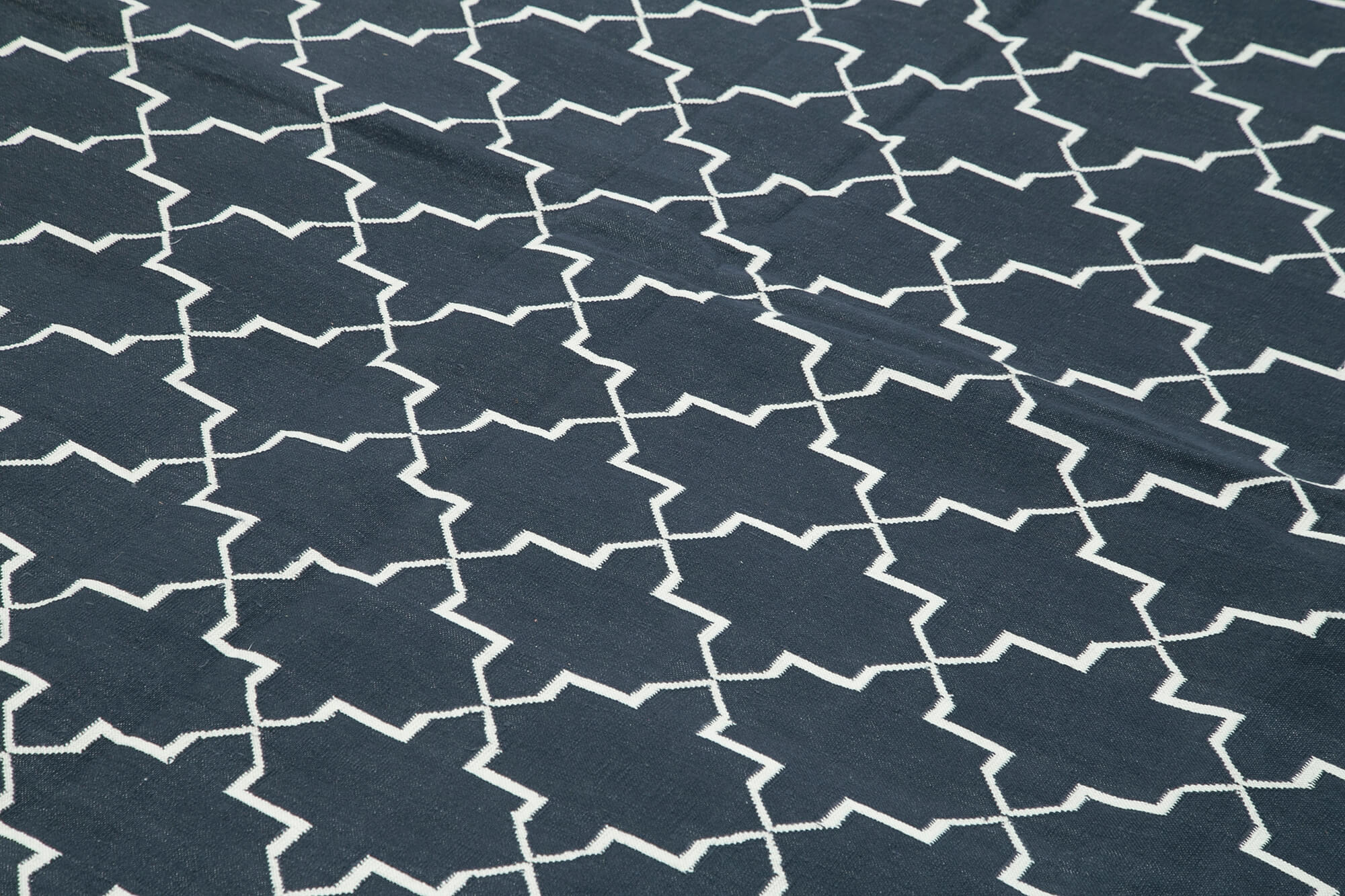 Geometric Duri Black Geometric Cotton Wool Handmade Area Rug 9'2'' x 12'0''