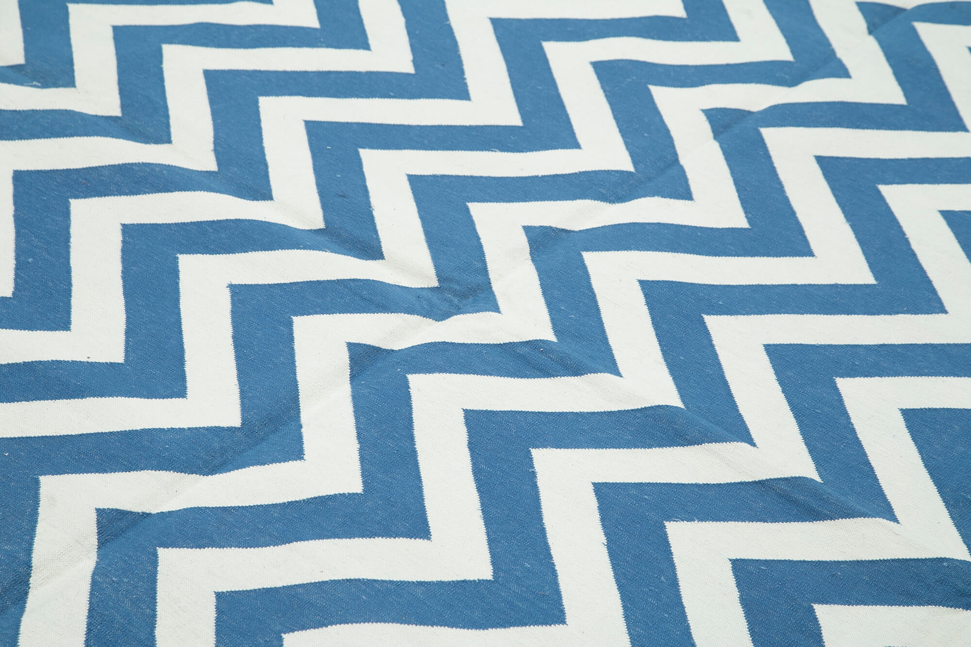 Handmade Wool Area Rug – Blue Geometric Pattern Cotton Wool Rug 7'11" x 9'9"