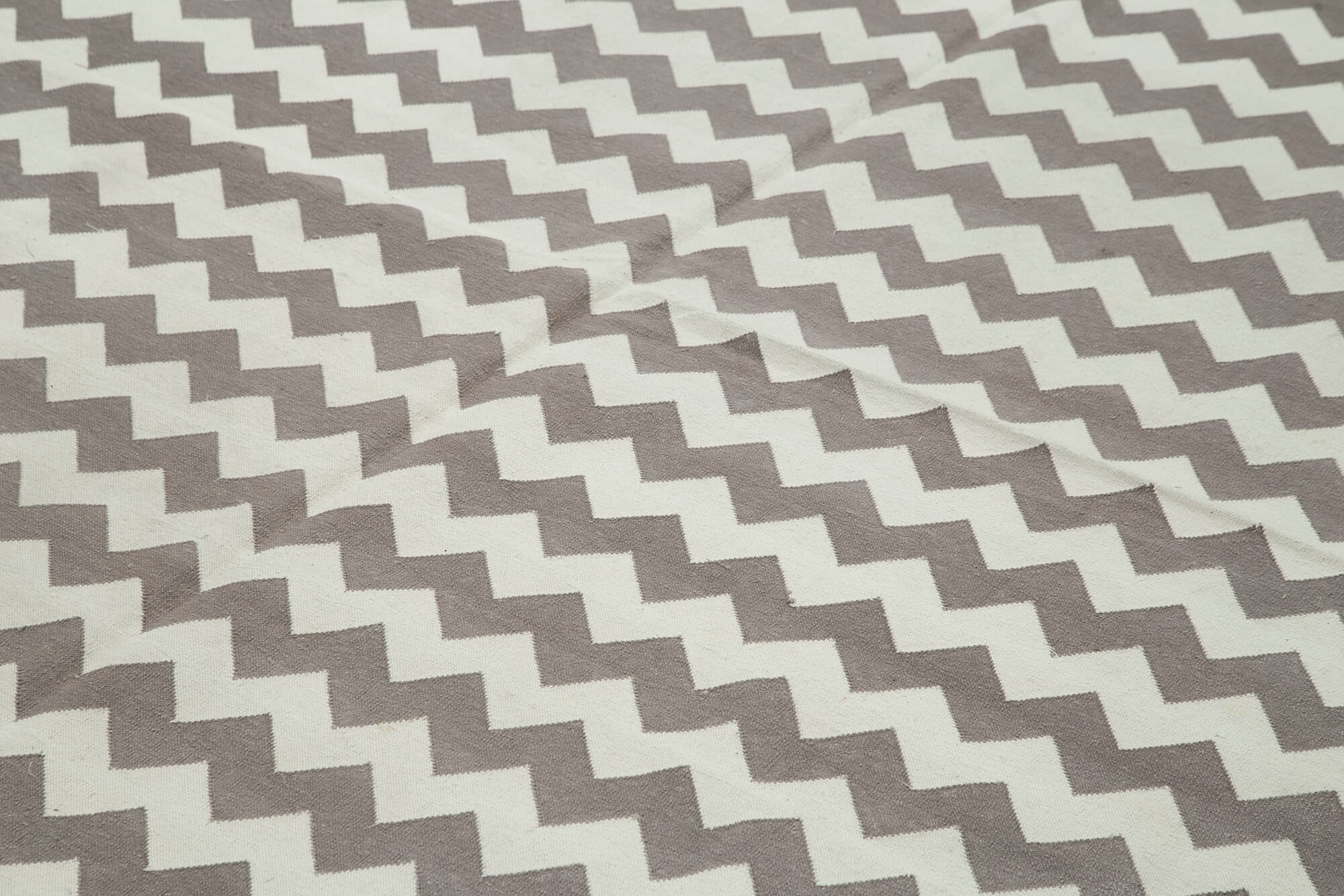 Handmade Area Rug – Brown Geometric Cotton Wool Blend, Soft Textured Floor Covering 9'x11'8"