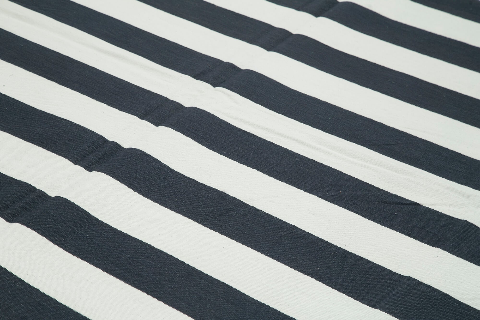 Handmade Wool Area Rug – Black Geometric Pattern Rug | Durable Cotton Wool Carpet 8'10" x 12'2"