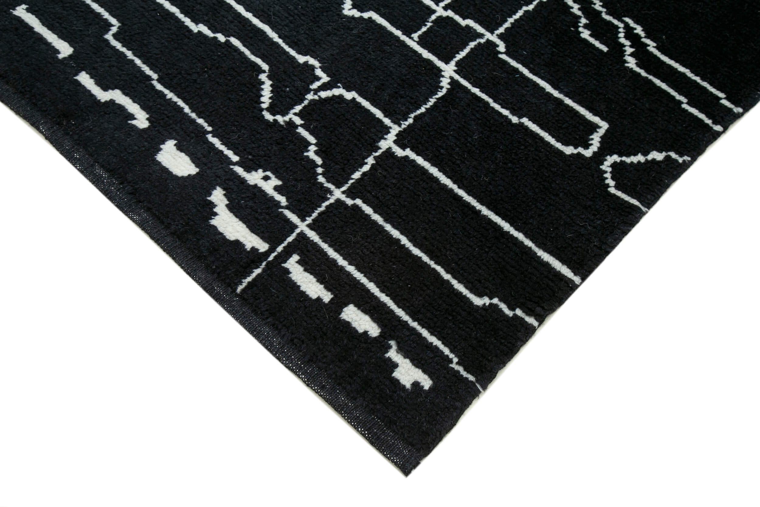 Handmade Wool Cotton Rug – Black Geometric Area Rug | Durable Natural Fiber, 7'1''x9'8''
