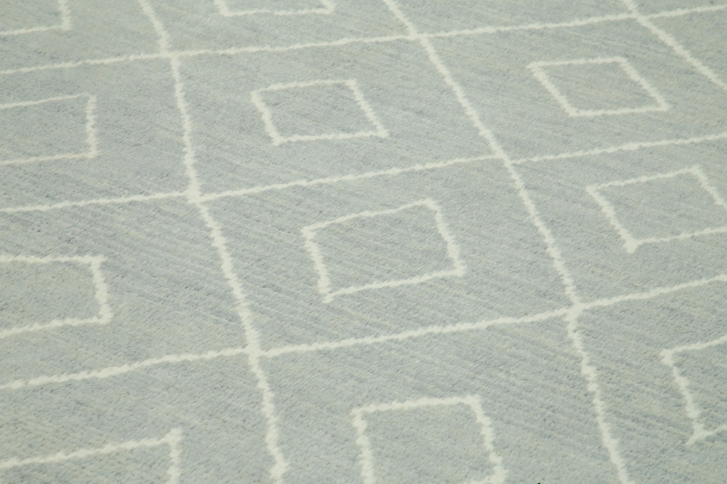 Handmade Wool Cotton Rug – Grey Geometric Area Rug | Durable Soft Textured Carpet