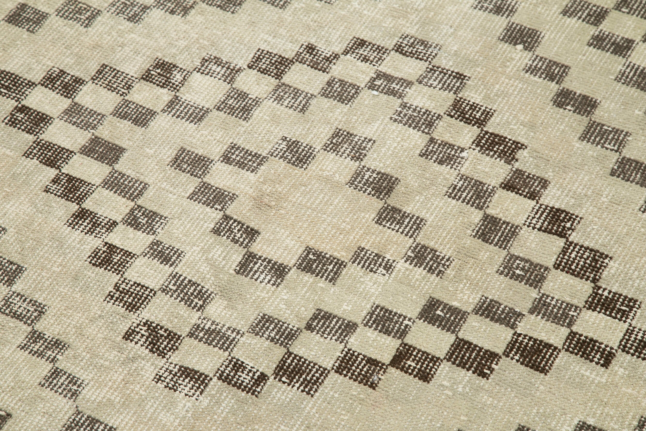 Handmade Area Rug - Beige Geometric Checkered Runner Cotton Wool Carpet 3'8''x11'1''