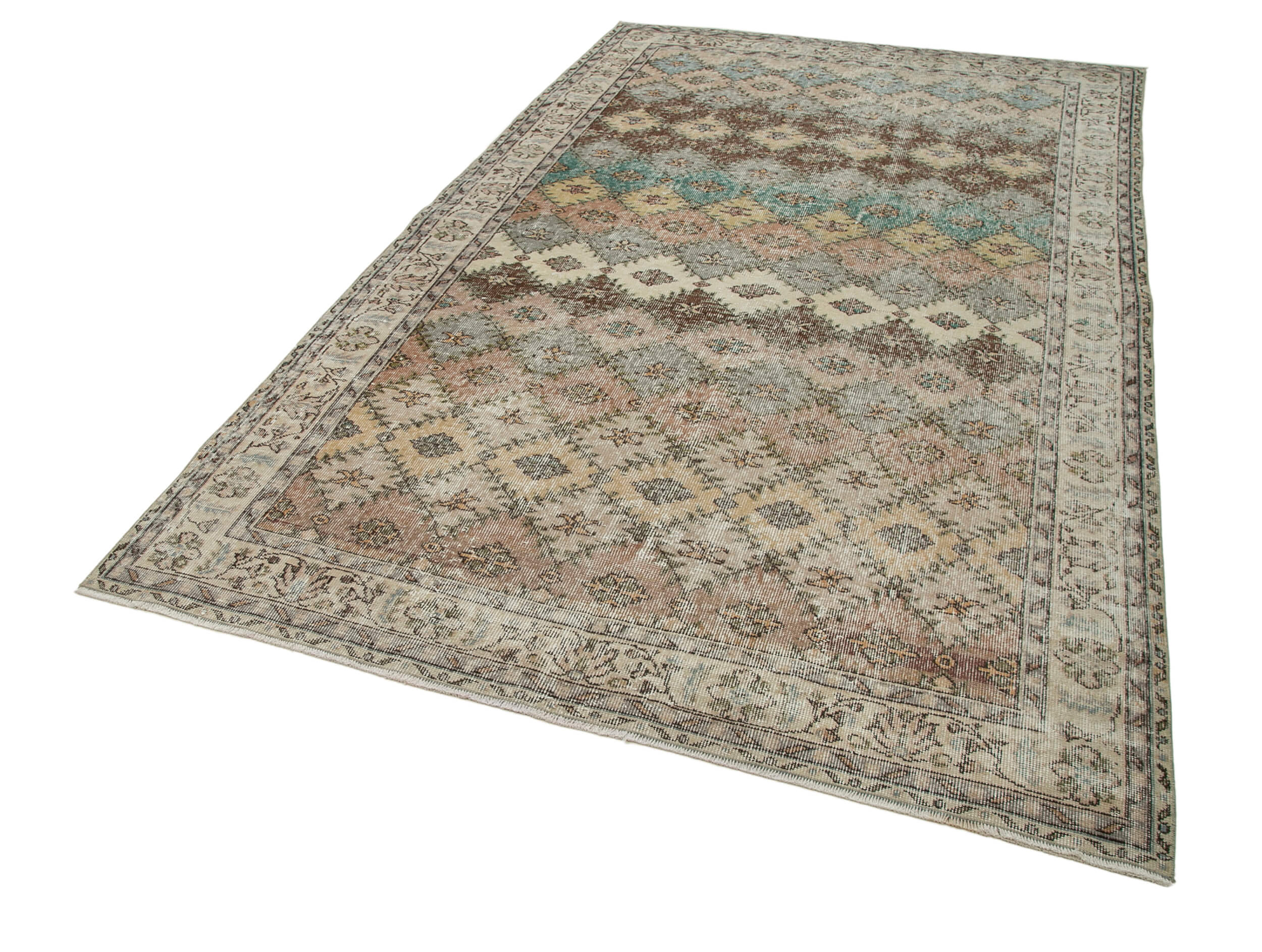 Handmade Area Rug – Beige Kilim Wool Cotton Rug with Classic Checkered Design 5'7''x9'4''