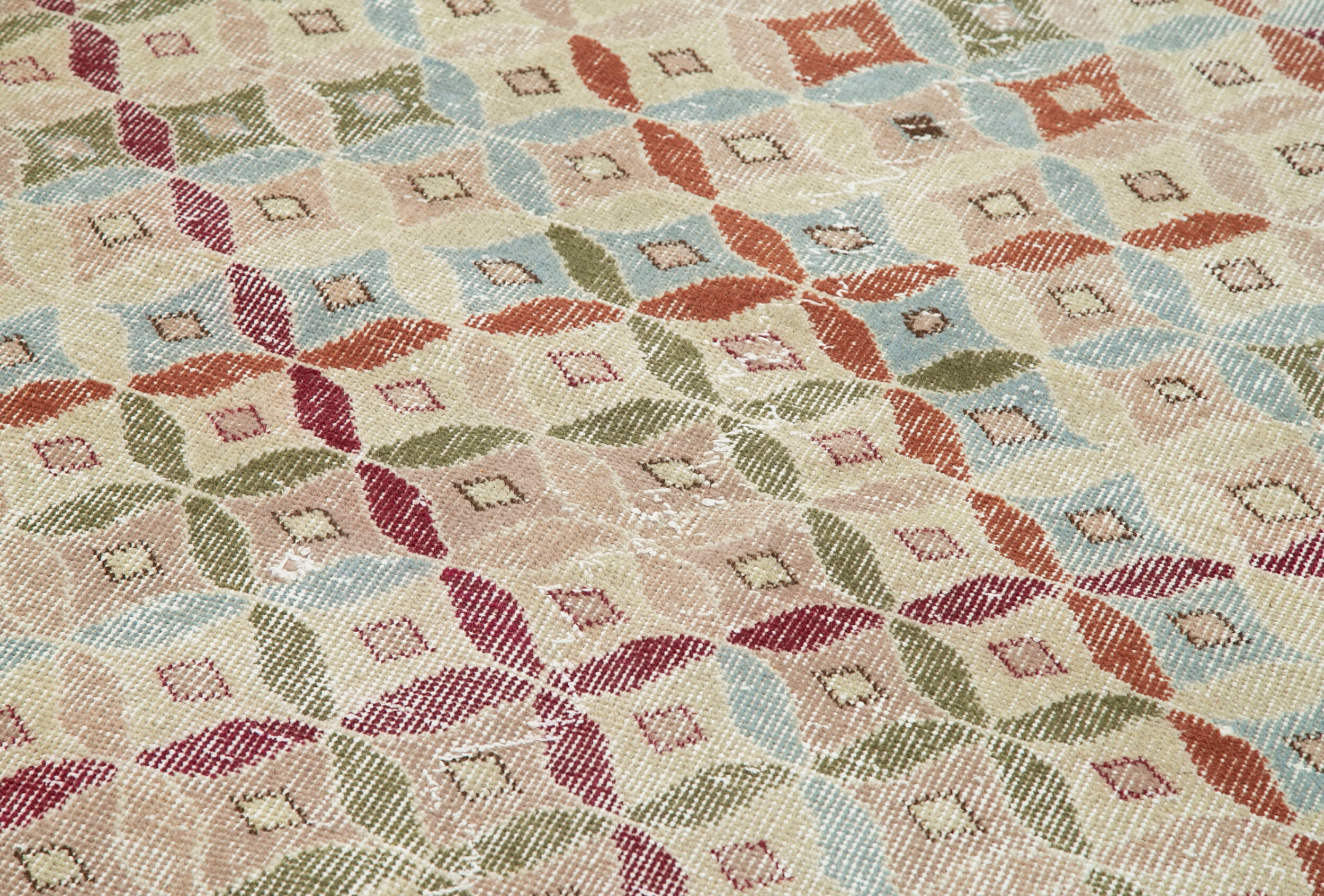 Handmade Wool Area Rug - White Checkered Geometric Runner Carpet 3'8''x8'11''
