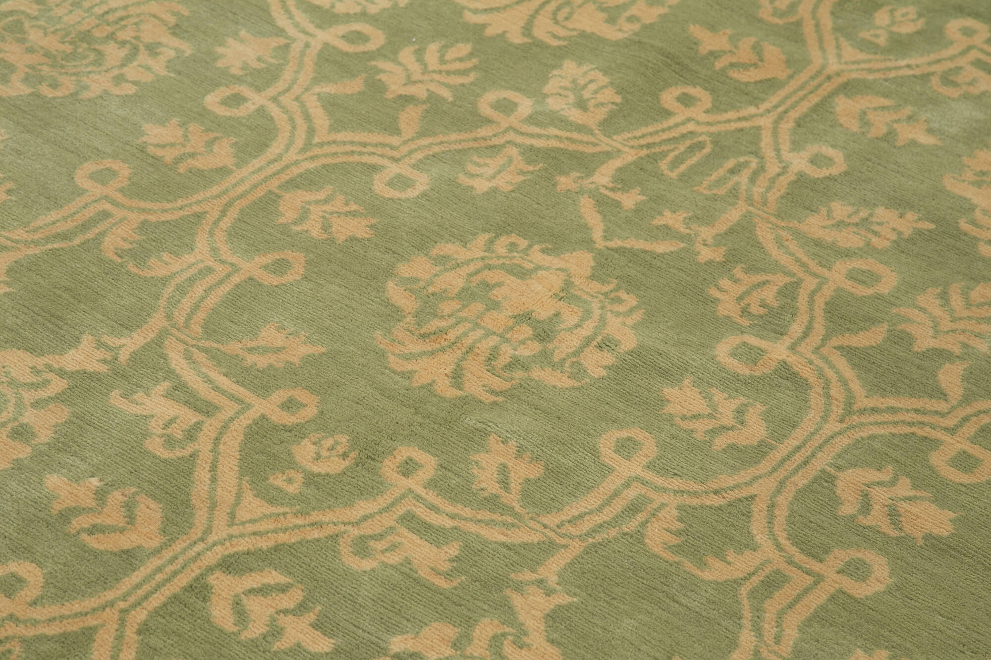 Handmade Wool Area Rug – Classic Green Cotton Wool Rug by Agacan Rugs, 8'2'' x 10'2''