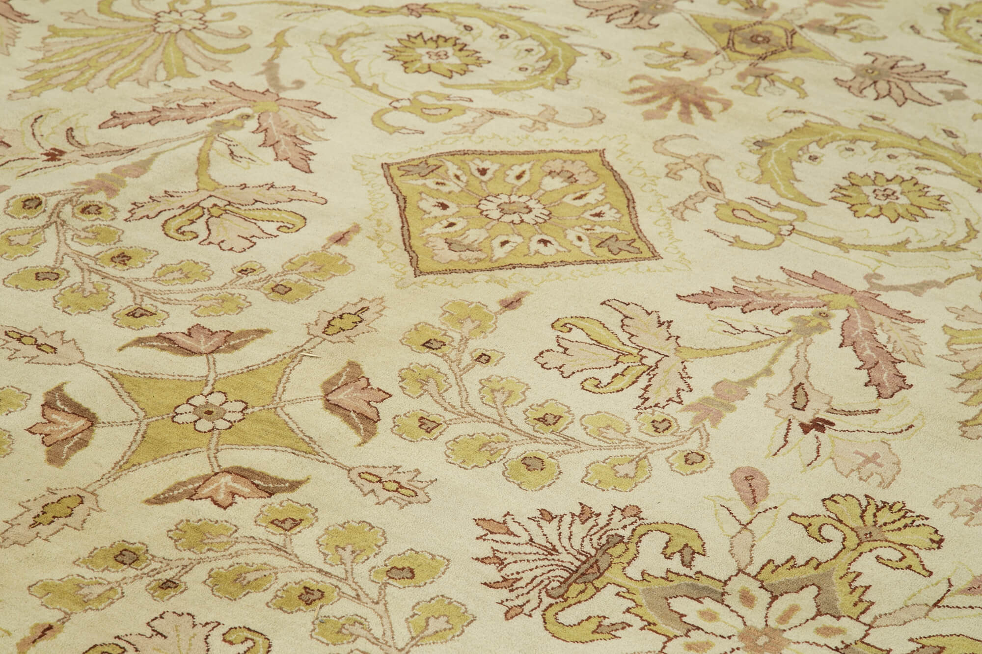 Handmade Wool Area Rug – Classic Beige Turkish Hand Knotted Rug 10'x13'7''