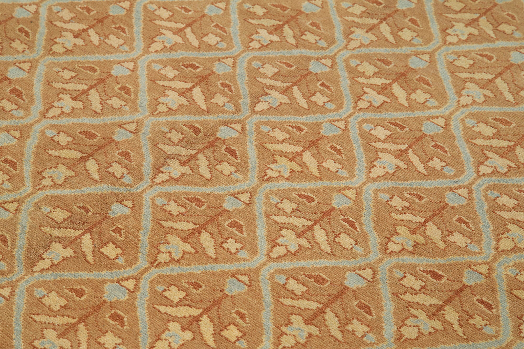 Handmade Wool Area Rug – Classic Orange 7x9 Area Rug With Soft Wool Texture