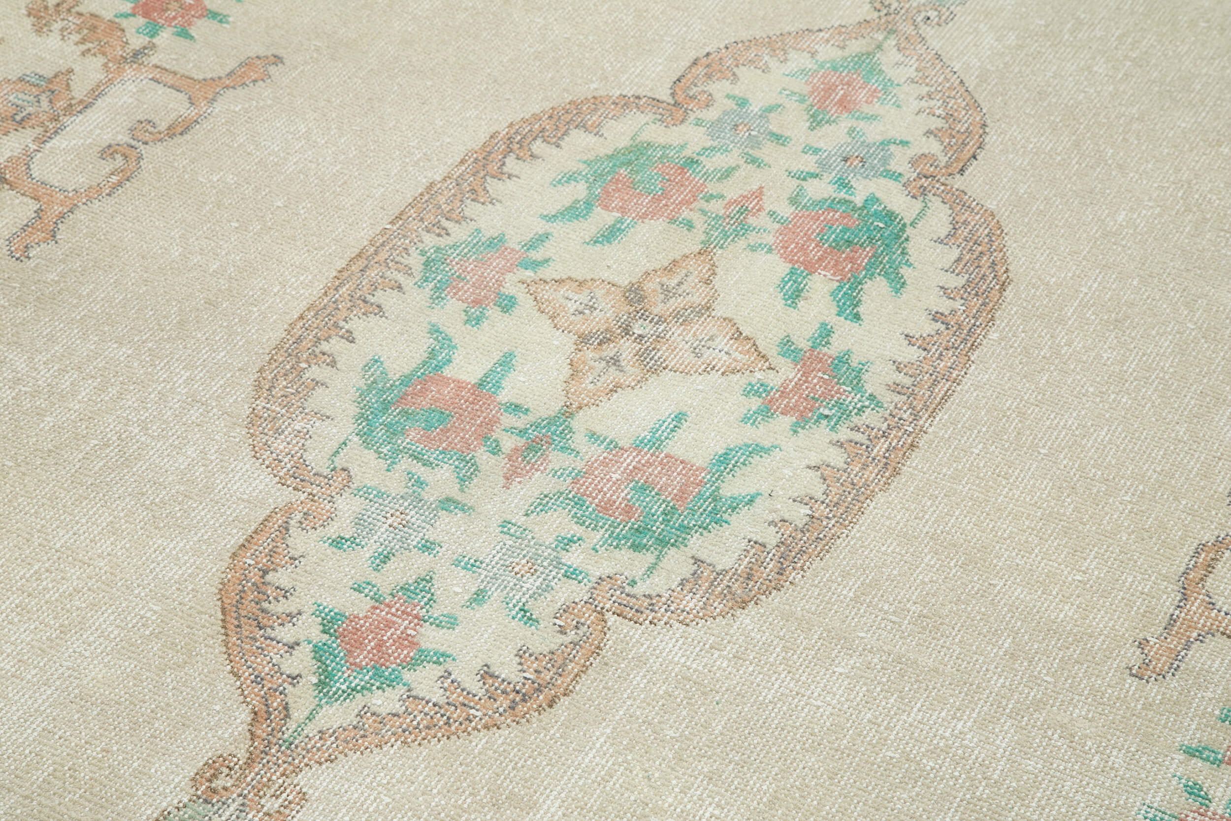 Handmade Wool Area Rug – Vintage Cotton Rug | Beige Turkish Wool Carpet 6'11''x10'11''