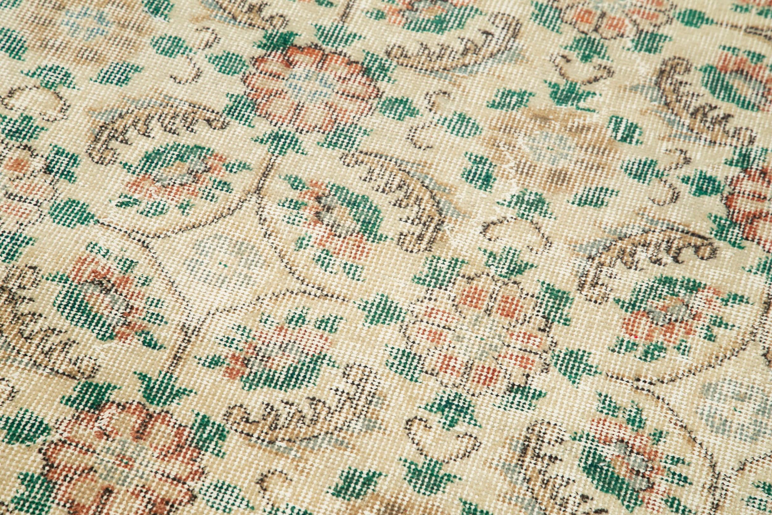 Handmade Vintage Area Rug – Overdyed Beige Wool Cotton Boho Style Rug 3'x10'5"