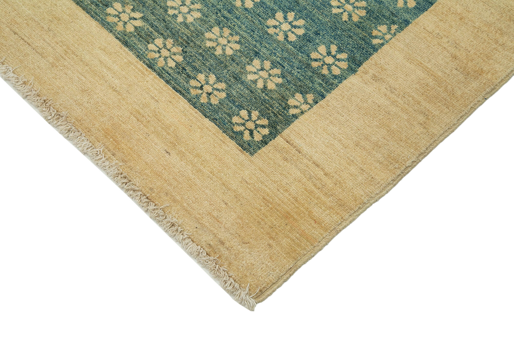 Handmade Wool Area Rug – Classic Beige Cotton Wool Rug 6x8 ft Durable Floor Covering