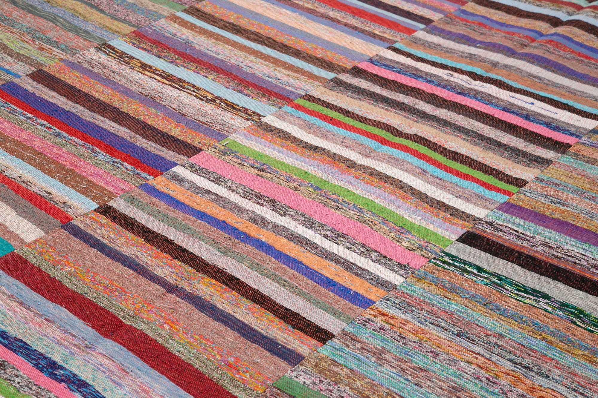 Handmade Wool Area Rug | Grey Patchwork Style Cotton Wool Carpet 12'x15'