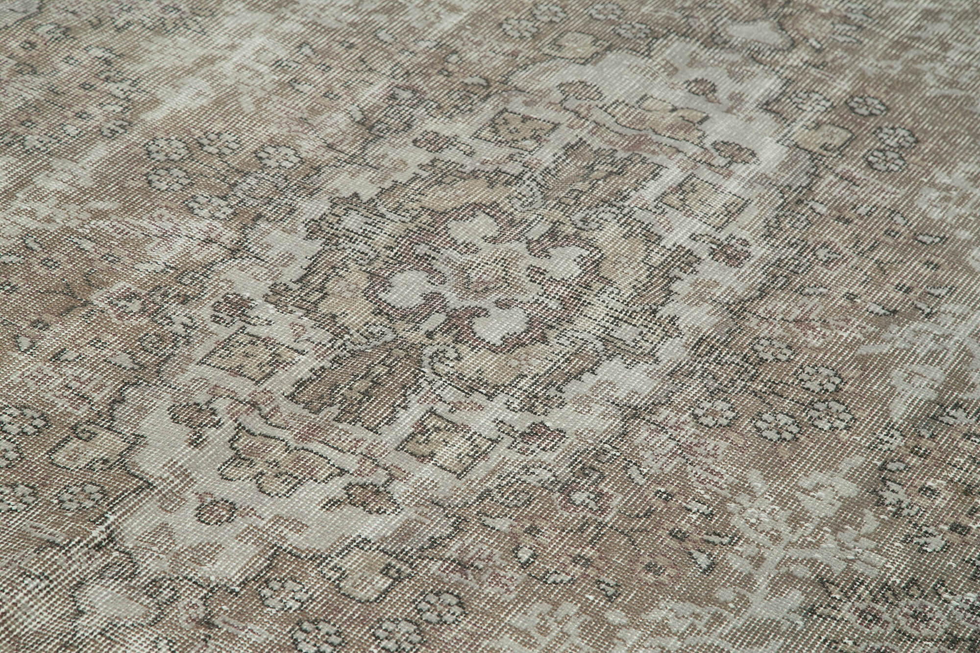 Handmade Vintage Area Rug | Overdyed Wool Rug - Grey Vintage Carpet 5'3''x9'1''