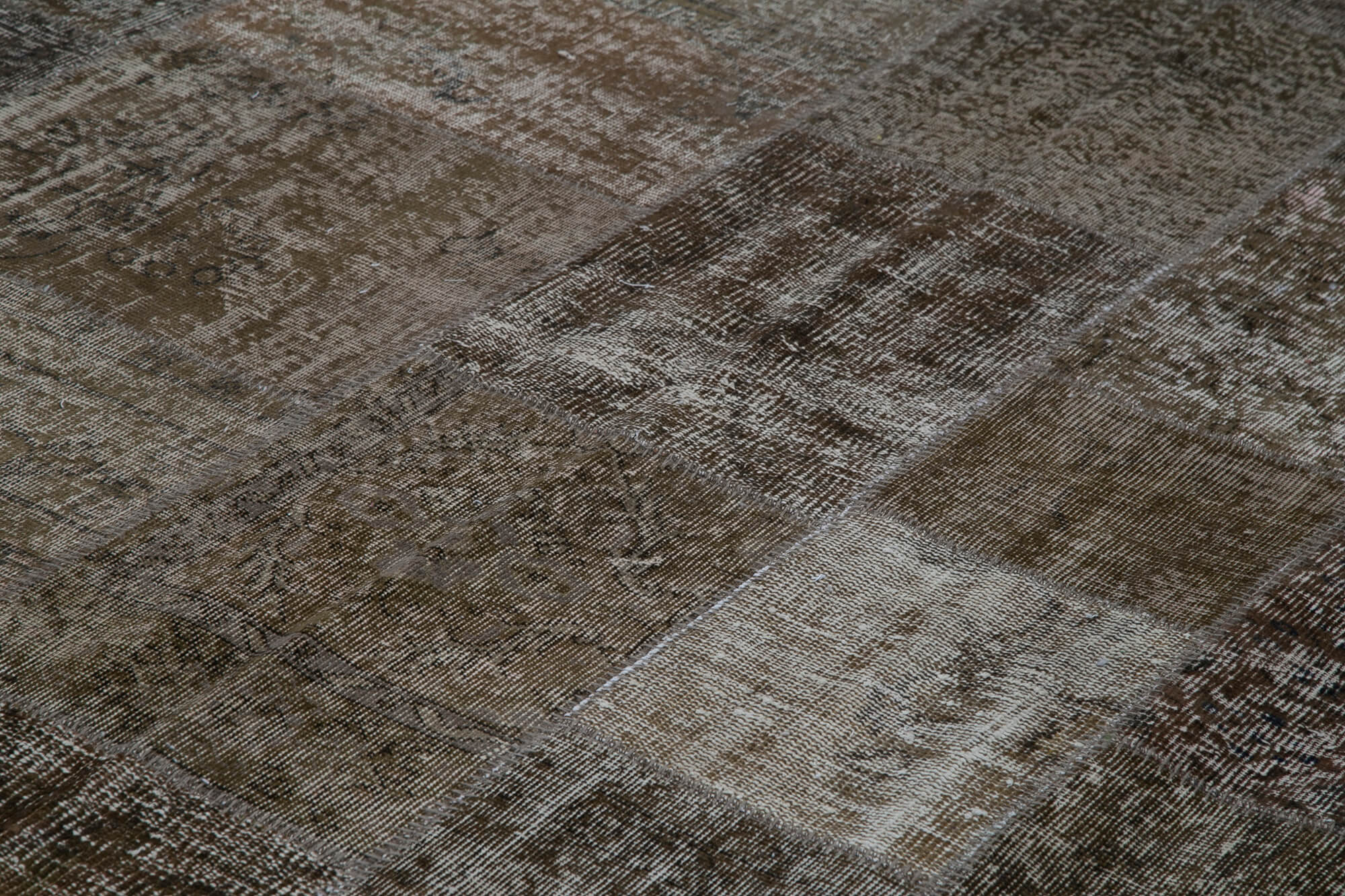 Handmade Patchwork Area Rug - Brown Patchwork Carpet | Durable Wool Cotton Wool Rug