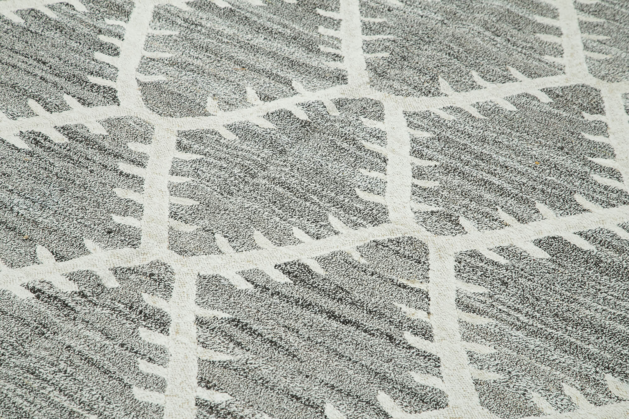 Handmade Wool Area Rug – Grey Geometric Cotton Wool Rug 7'10'' x 10'5''