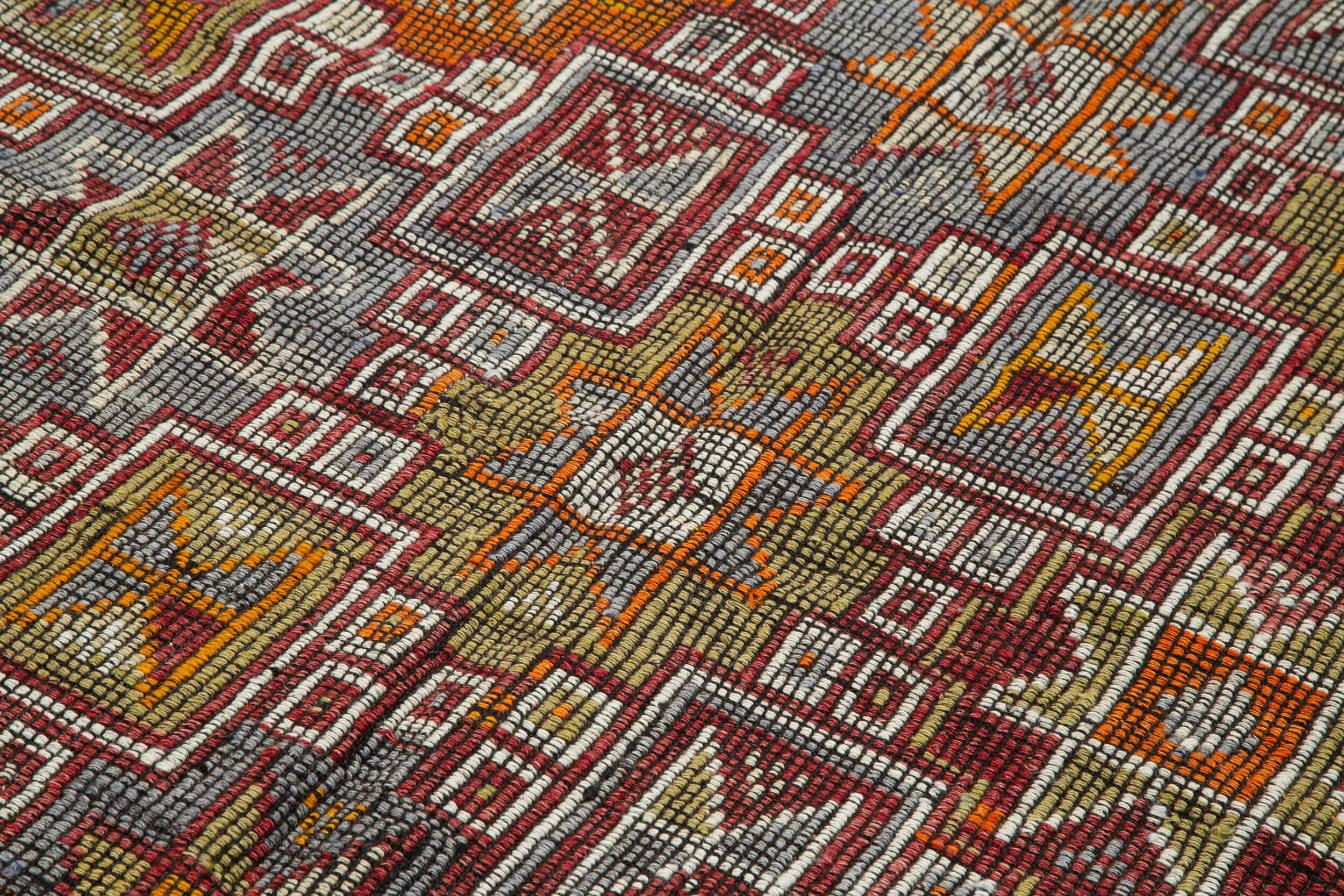 Handmade Geometric Kilim Rug – White Turkish Wool Carpet 5'3'' x 9'0''
