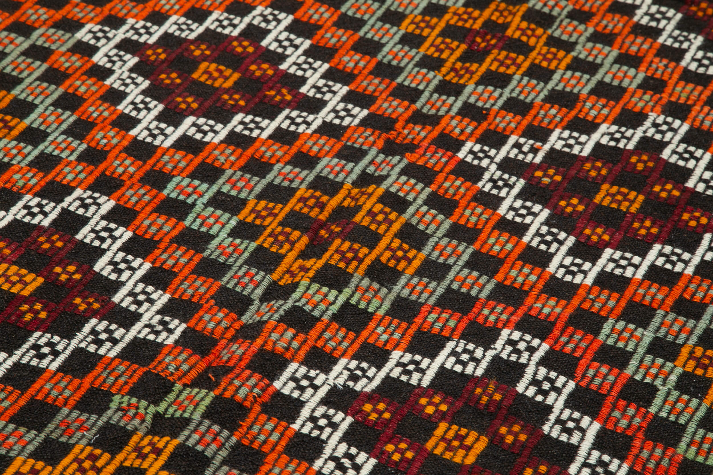 Handmade Geometric Kilim Rug - White 5x10 Area Rug with Goat Hair & Wool