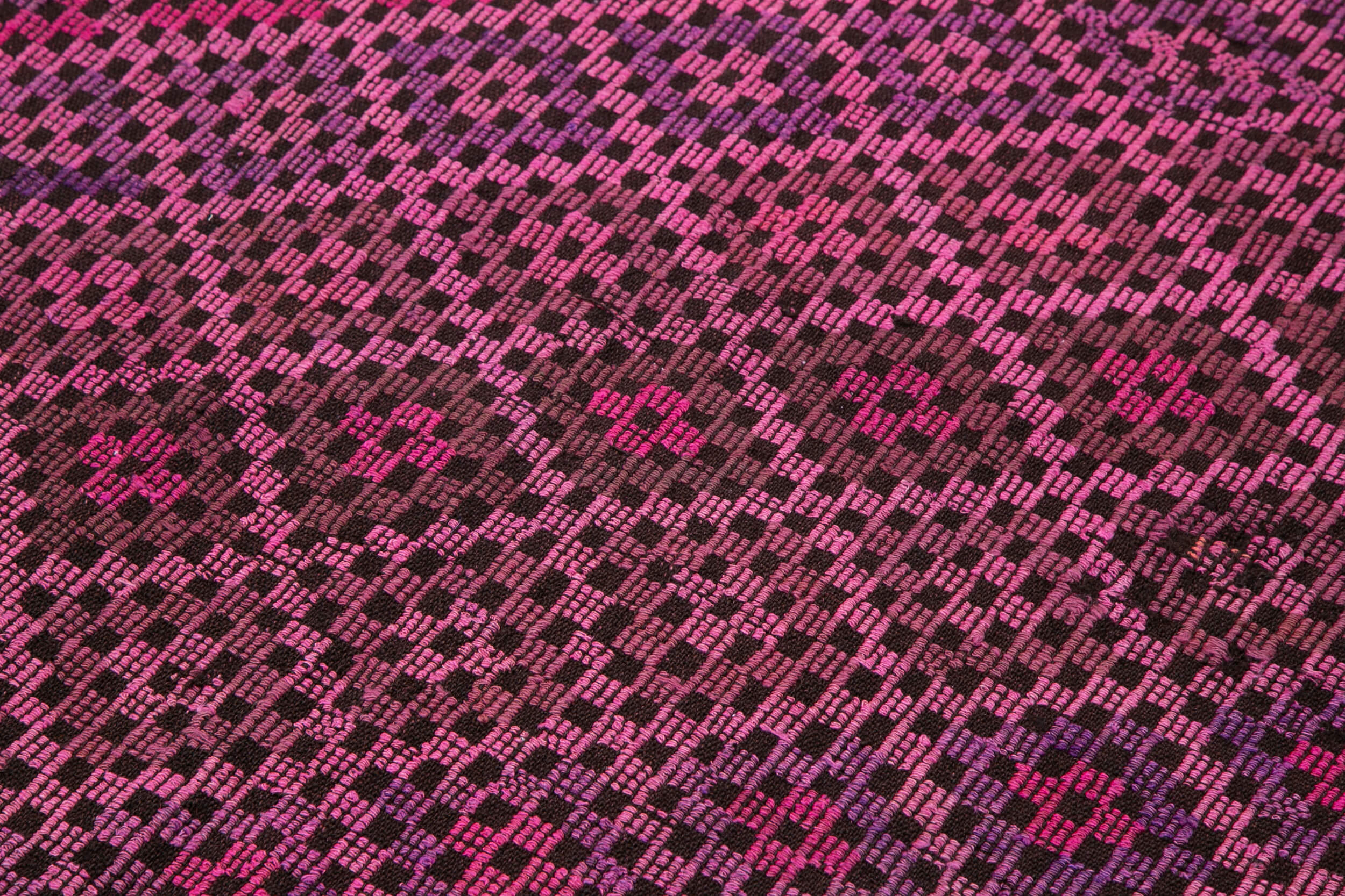 Handmade Geometric Kilim Rug – Pink Goat Hair Vintage Turkish Carpet 5'9''x7'7''