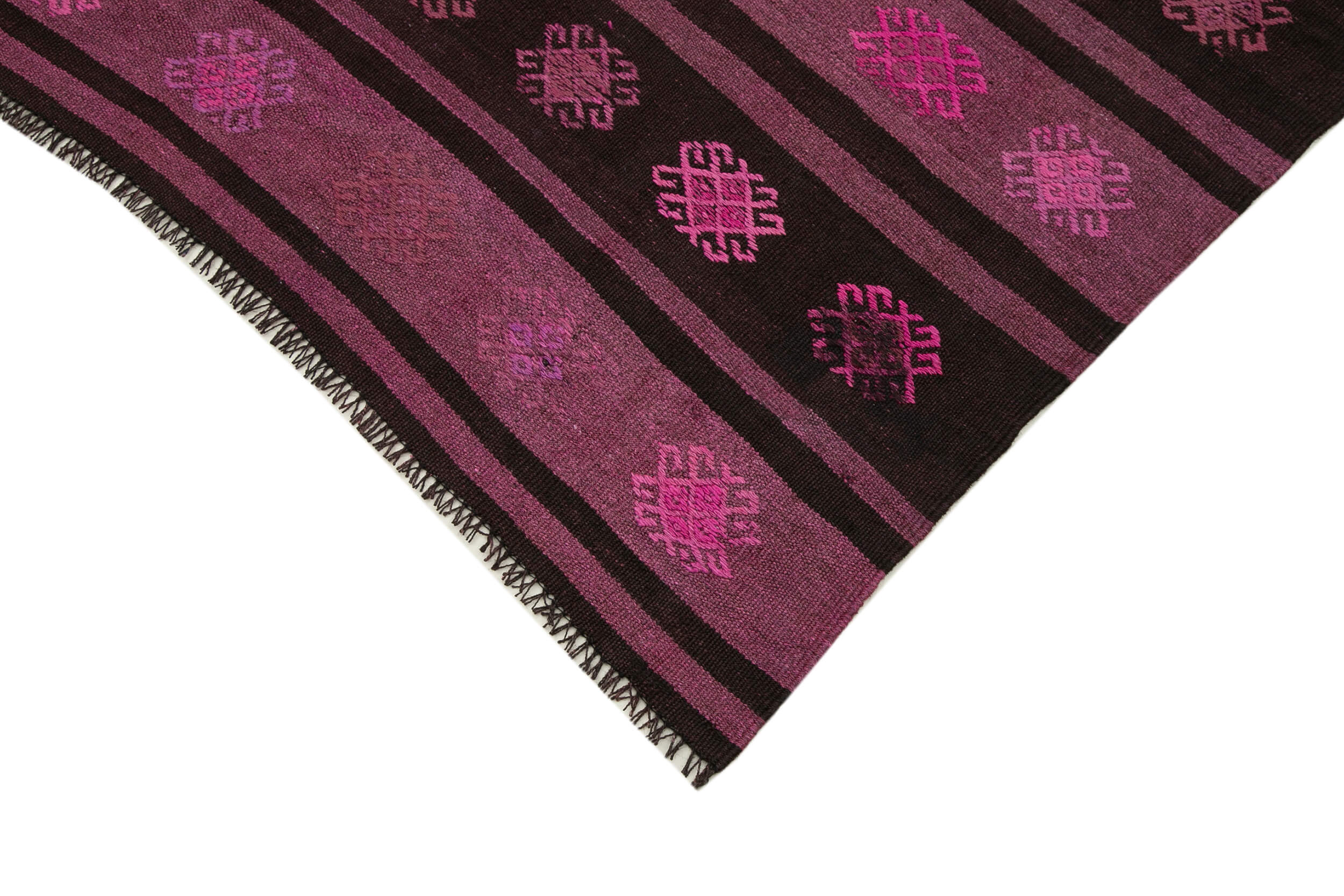 Handmade Geometric Kilim Rug - Pink Geometric Goat Hair Area Rug 5'9'' x 10'4''