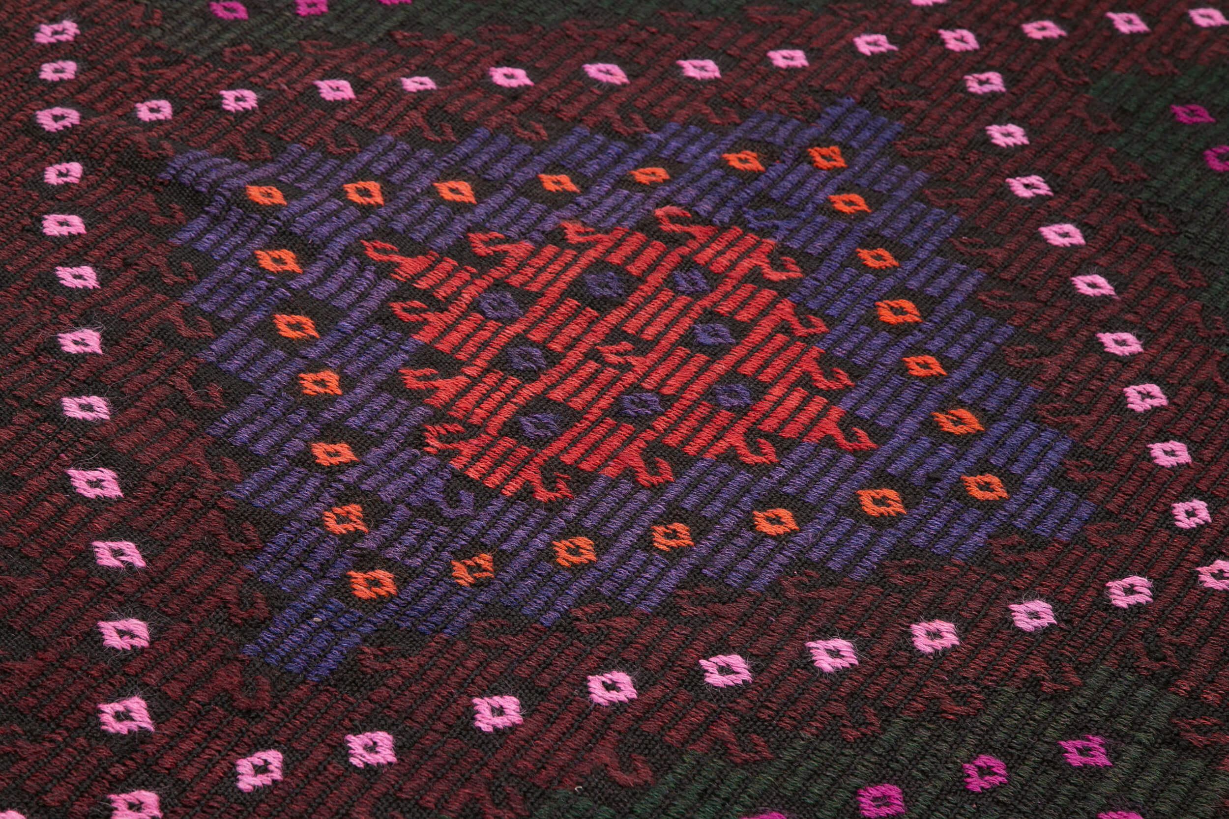 Handmade Geometric Kilim Rug – White Goat Hair Vintage Area Rug 7'1''x9'8''