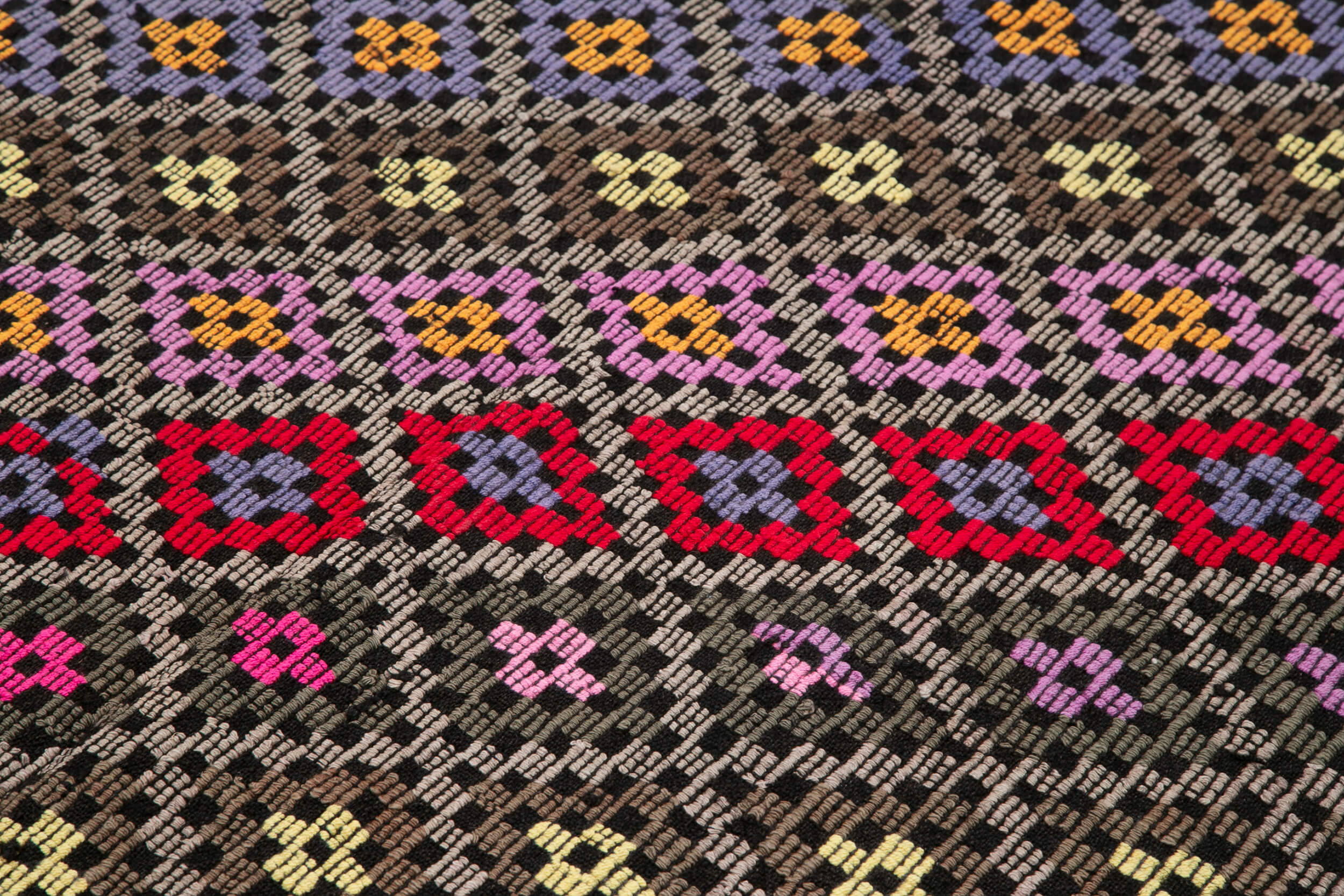 Handmade Geometric Kilim Rug – 6x8 Feet Vintage Area Rug With Goat Hair Carpet