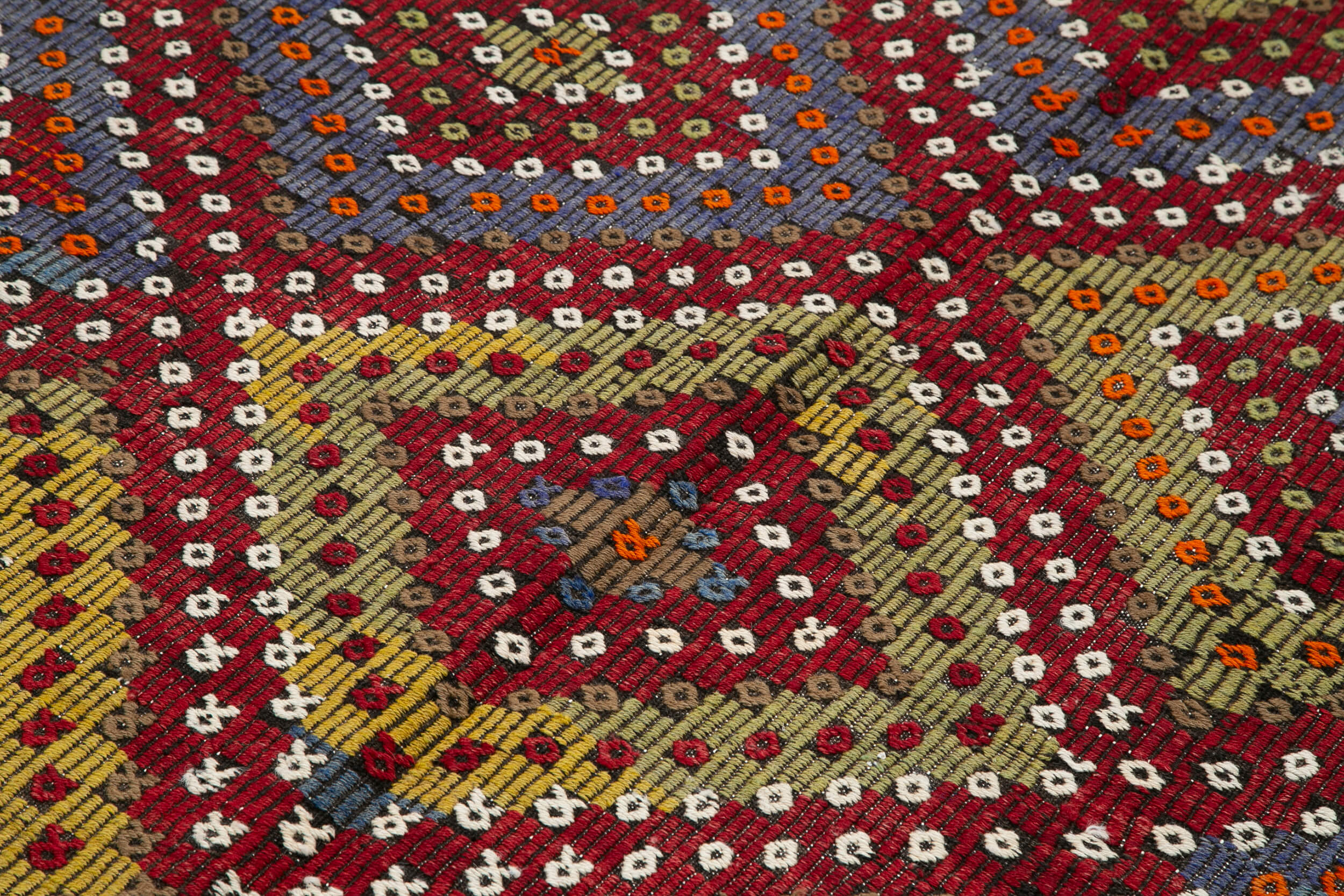 Handmade Kilim Rug – Geometric Turkish Vintage Carpet with White Goat Hair 5'11''x11'4''