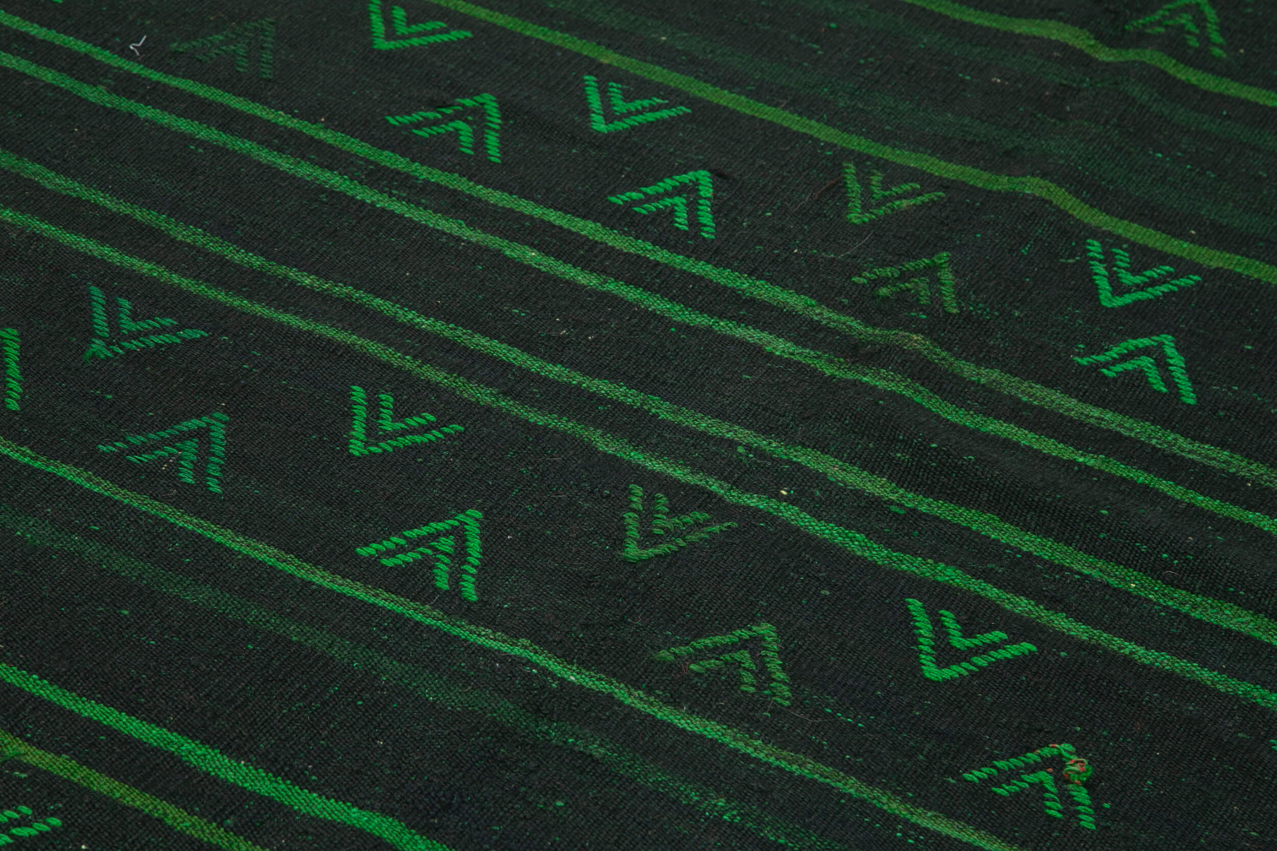 Handmade Kilim Rug - Green Wool Carpet With Geometric Area Rug Design 5'9''x10'11''