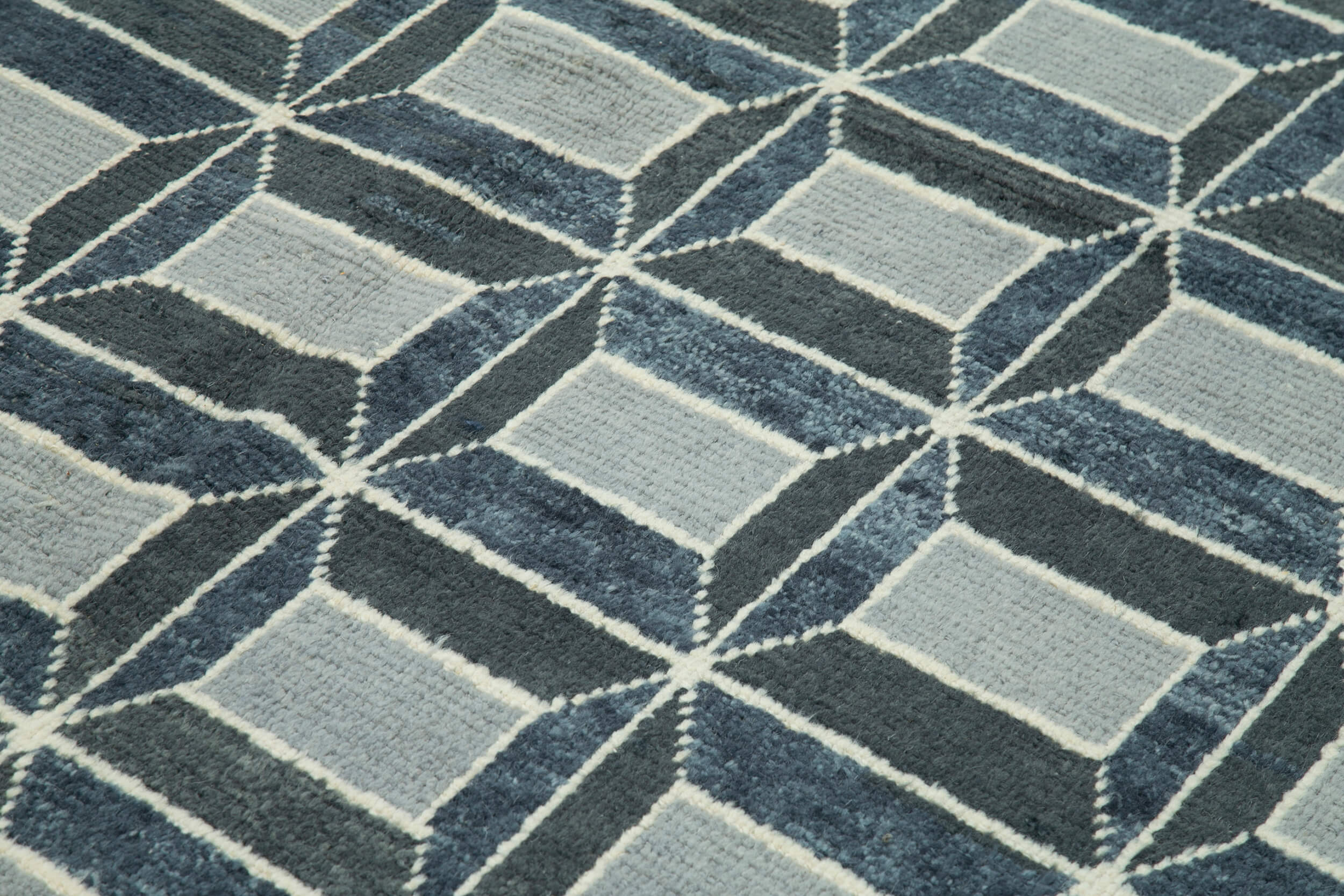 Handmade Wool Cotton Rug – White Geometric Area Rug | Soft Texture Carpet 7'7''x10'3''