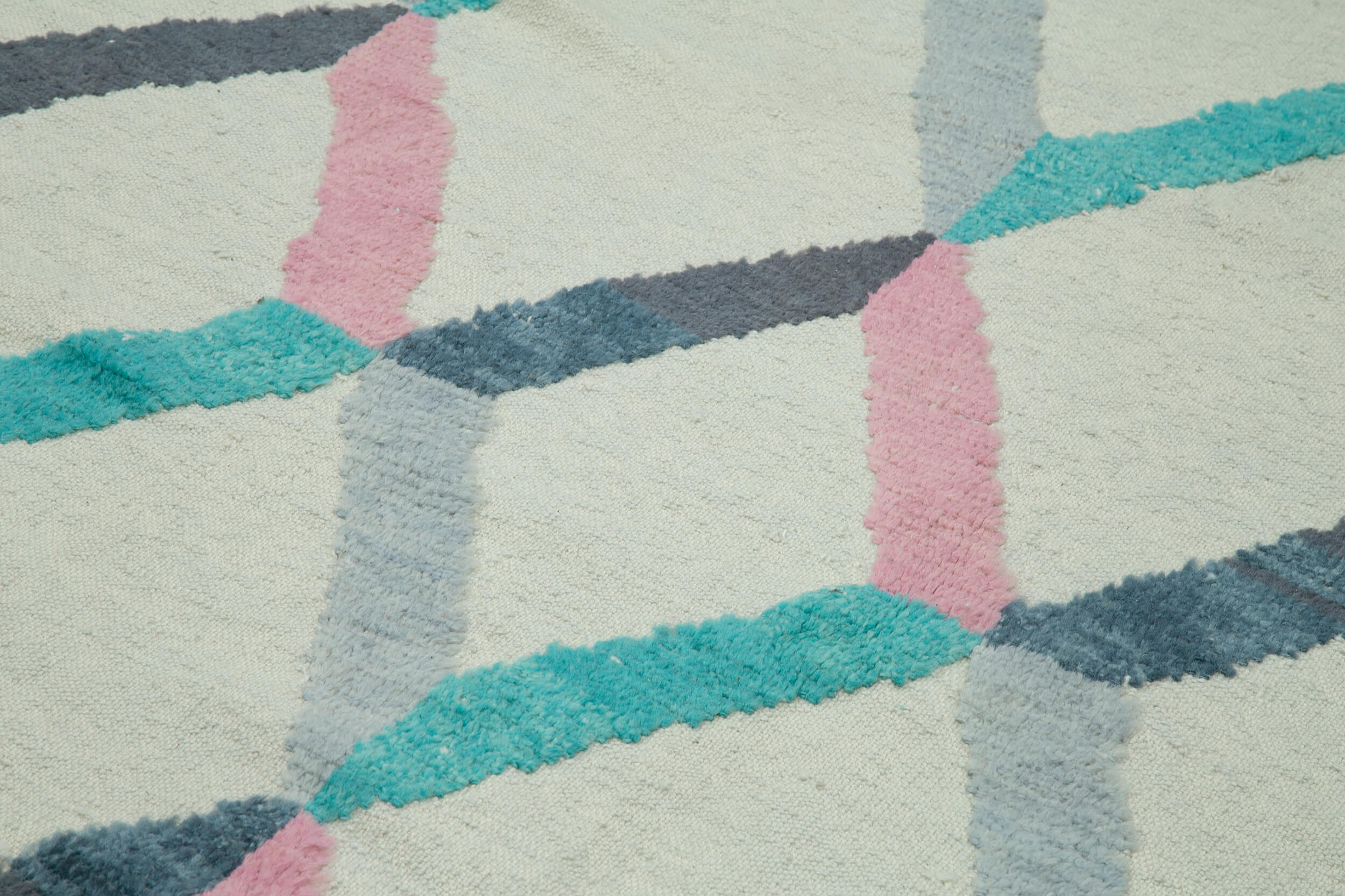 Handmade Wool Cotton Rug - Beige Geometric Pattern | Durable Living Room Carpet 9'x13'8"