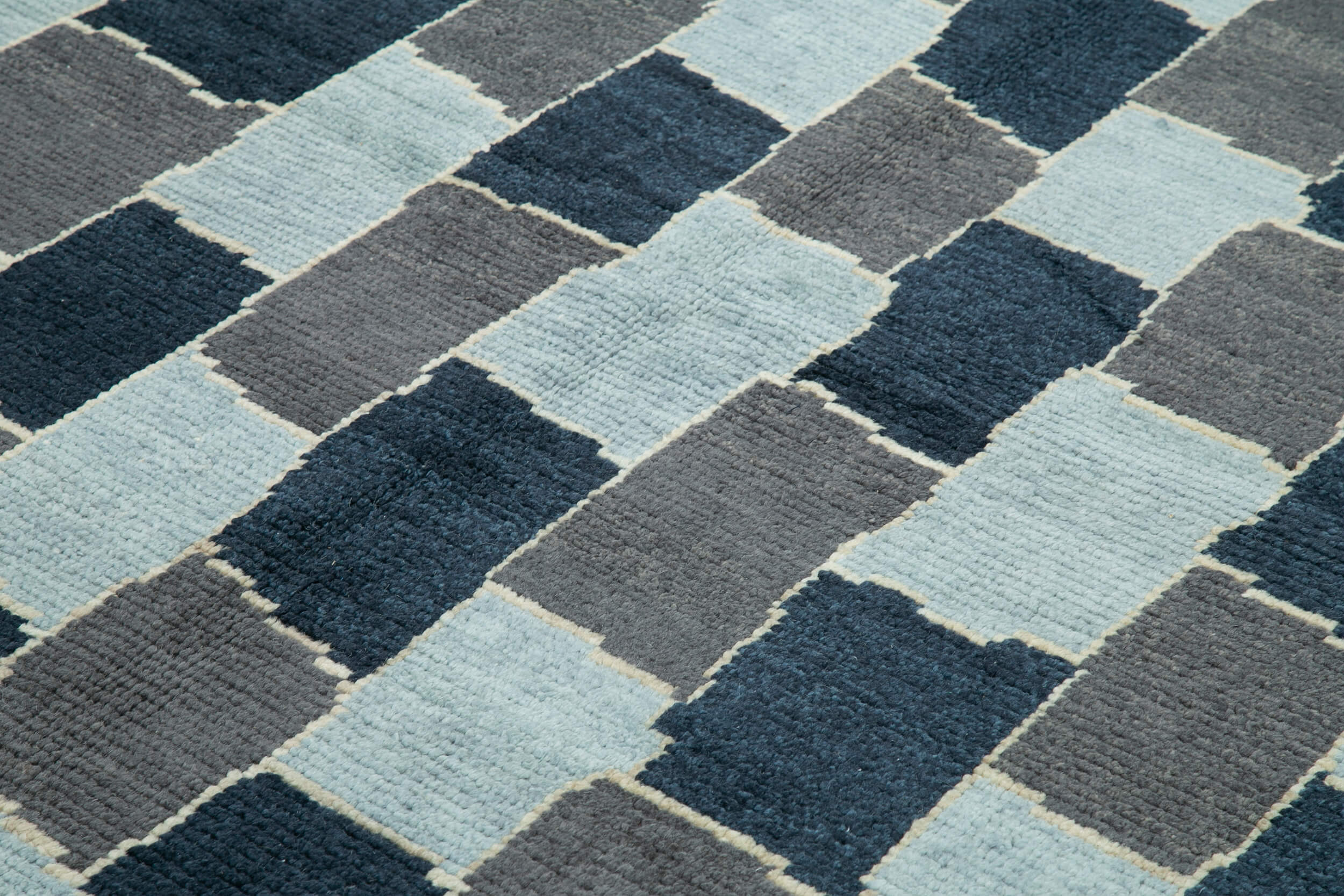 Handmade Wool Cotton Rug – White Geometric Area Rug | Durable Turkish Wool Carpet