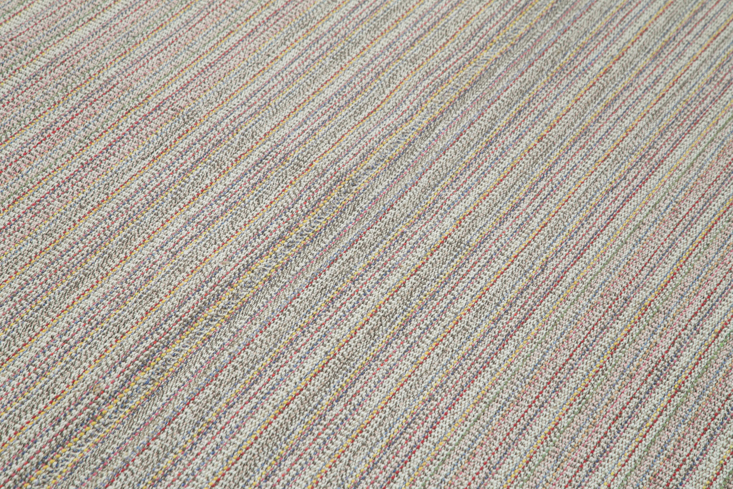 Vintage Flatweave Rug - Handmade Turkish Rug With Durable Wool & Soft Cotton Fibers 6'3''x10'4''