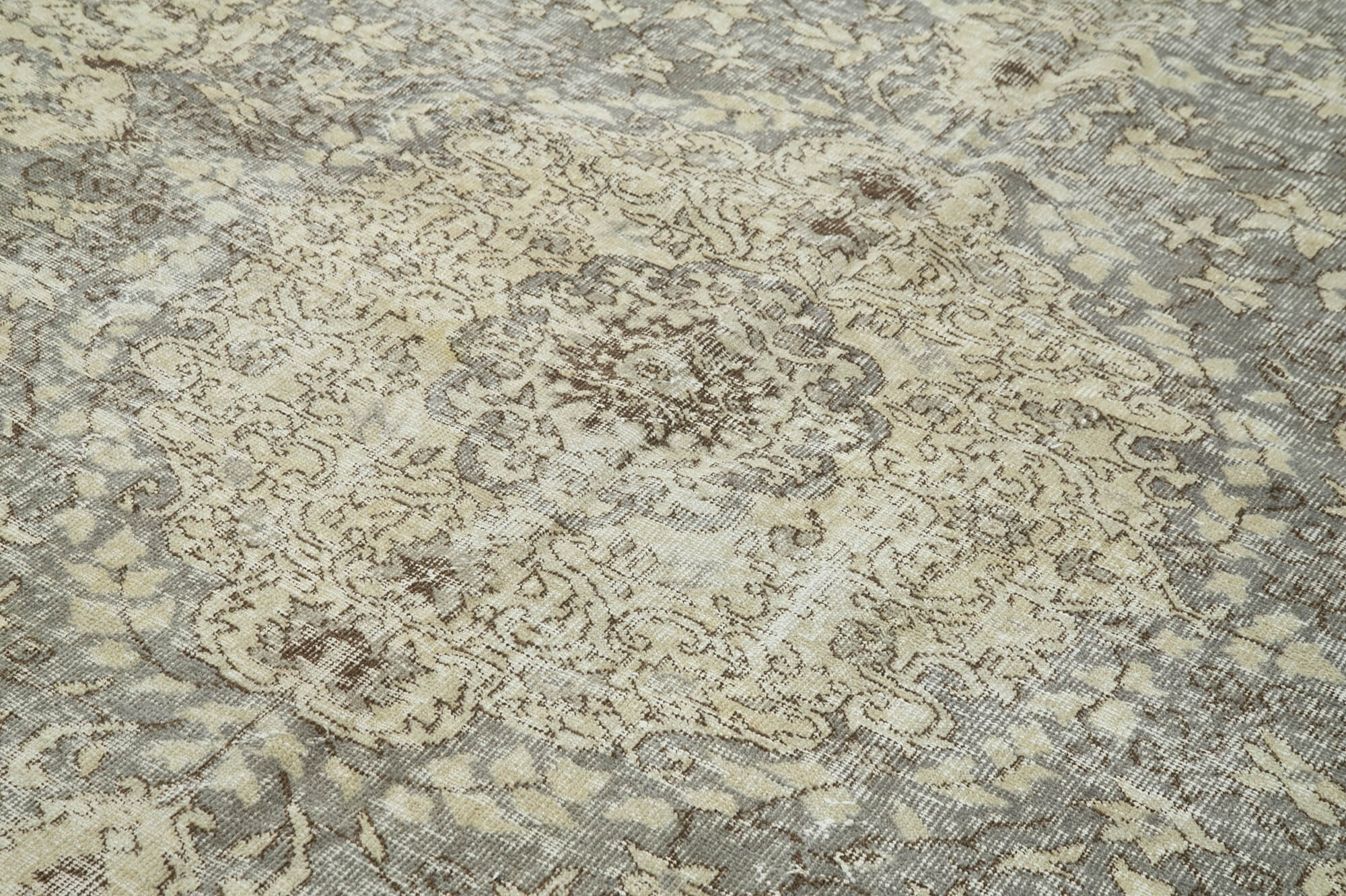 Handmade Wool Area Rug | Durable Vintage Carpet – Soft Cotton Weave, Beige 6'3''x9'1''