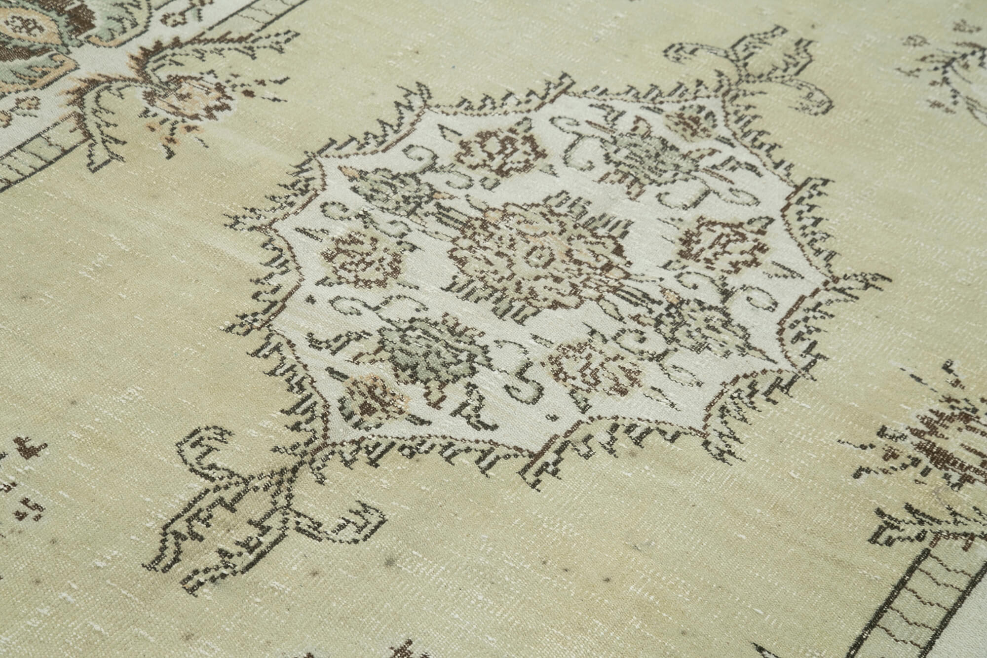 Handmade Wool Area Rug | Traditional Hand Knotted Turkish Vintage Rug | Beige Cotton