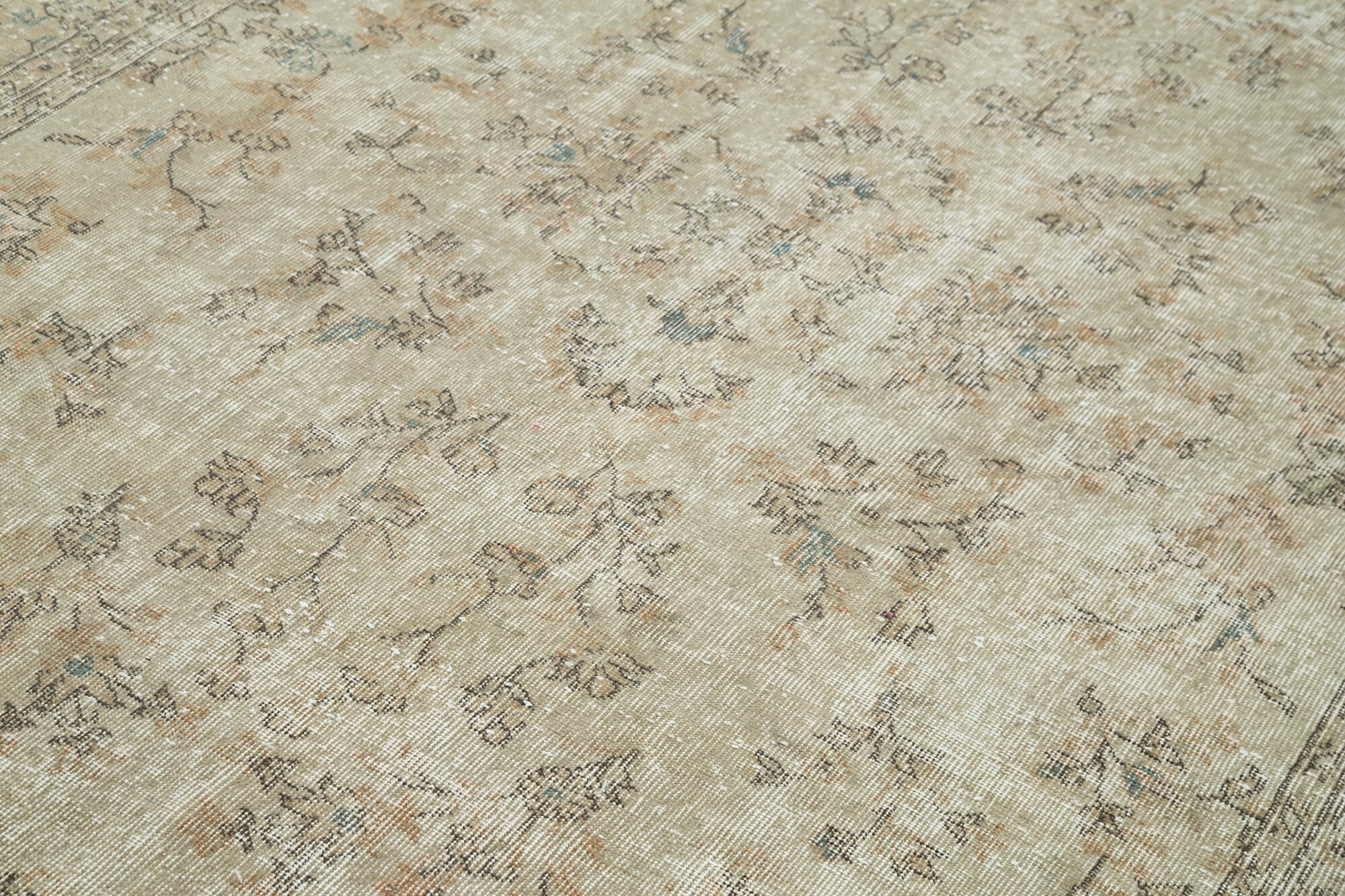 Handmade Wool Area Rug | Durable Cotton Weave, Neutral Beige Rug for Living Room