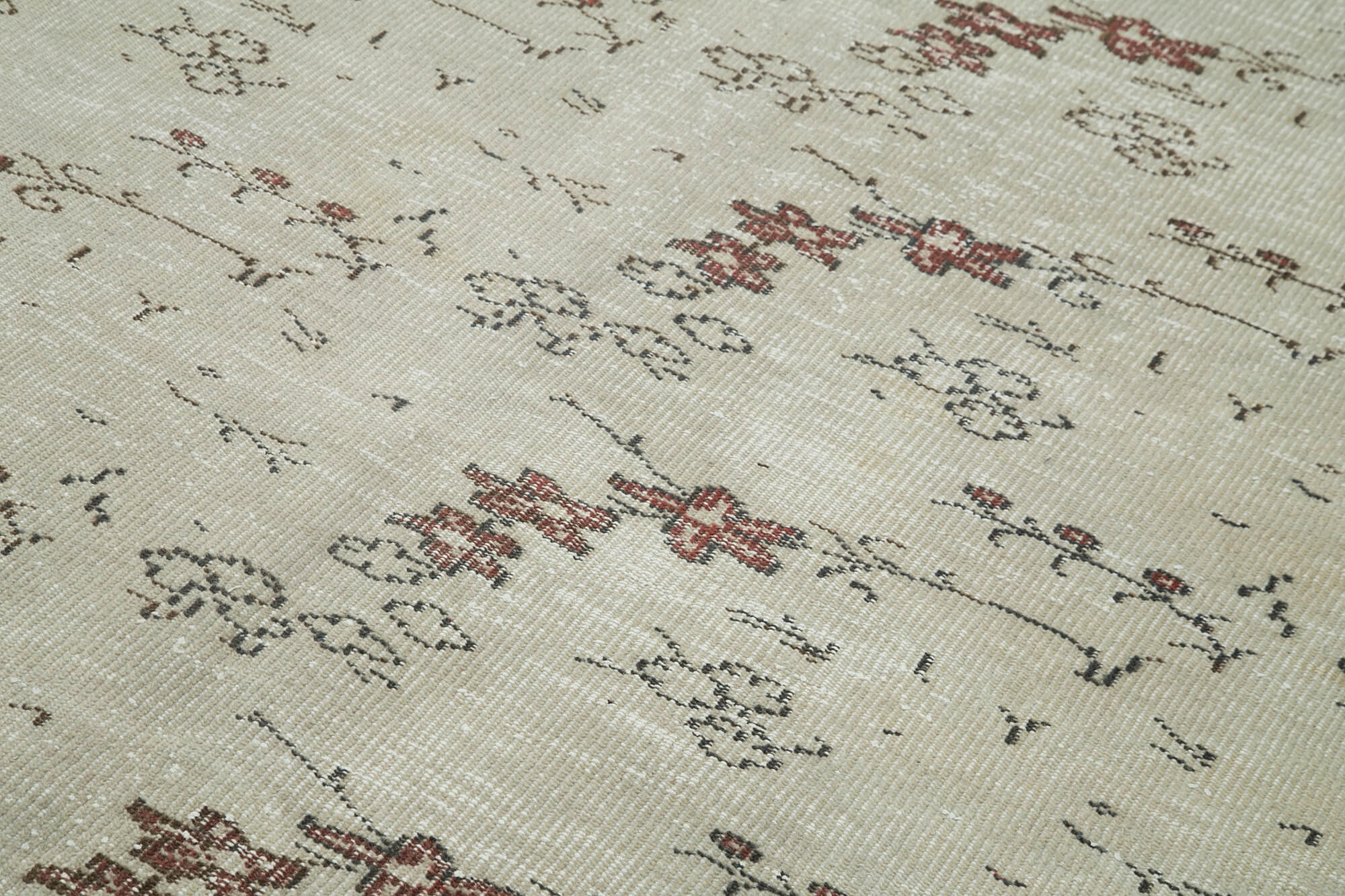 Handmade Wool Area Rug | Hand Woven Carpet, Durable Cotton Weave, Neutral Color Rug