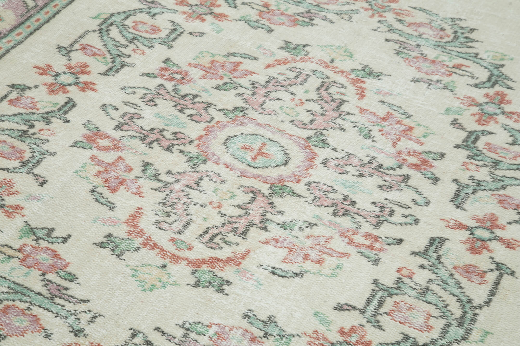 Handmade Wool Area Rug – Vintage Cotton Rug Beige 5'4''x8'10'' Classic Turkish Wool