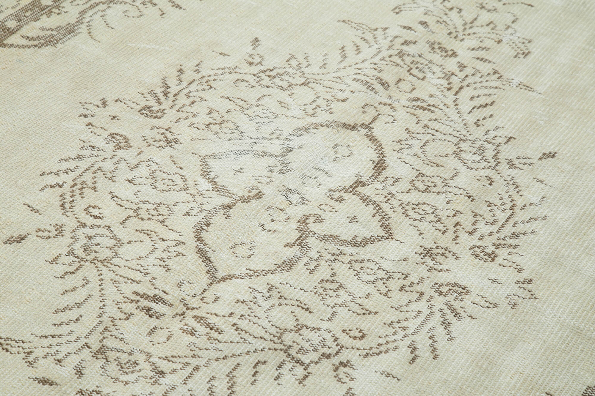 Handmade Vintage Area Rug – Beige Wool 5'7''x9'3'' | Durable Cotton Wool Rug