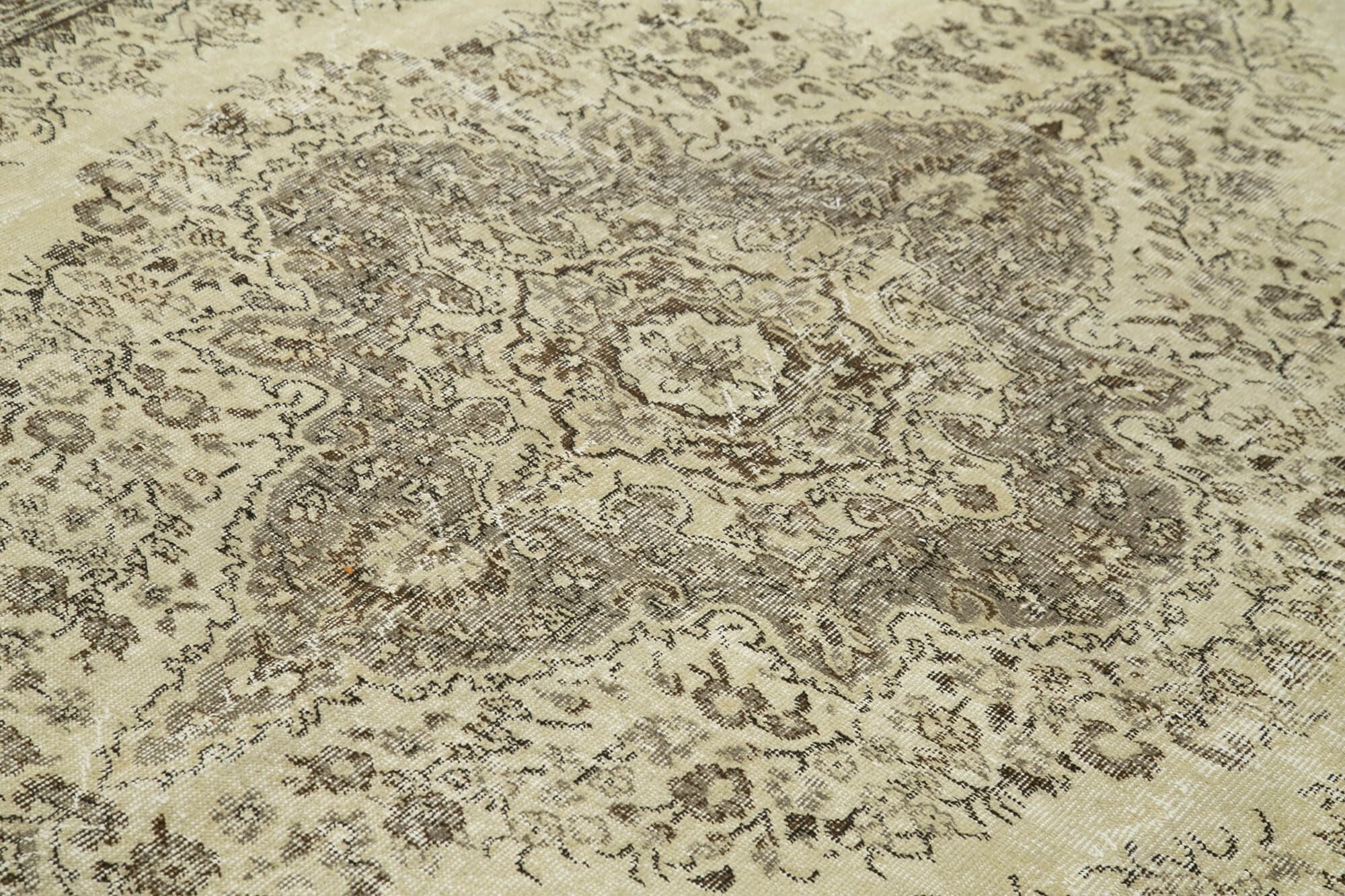 Handmade Vintage Area Rug – Turkish Hand Knotted Wool & Cotton 6'11''x10'3'' Beige