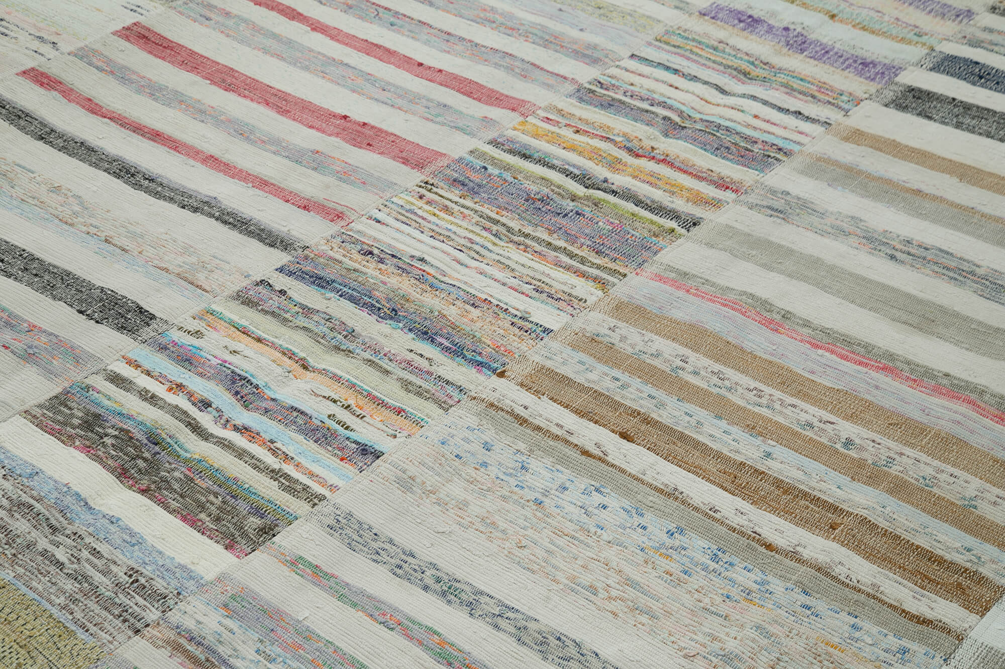 Handmade Wool Area Rug | Kirk Yama Patchwork Cotton & Wool Neutral Beige Carpet