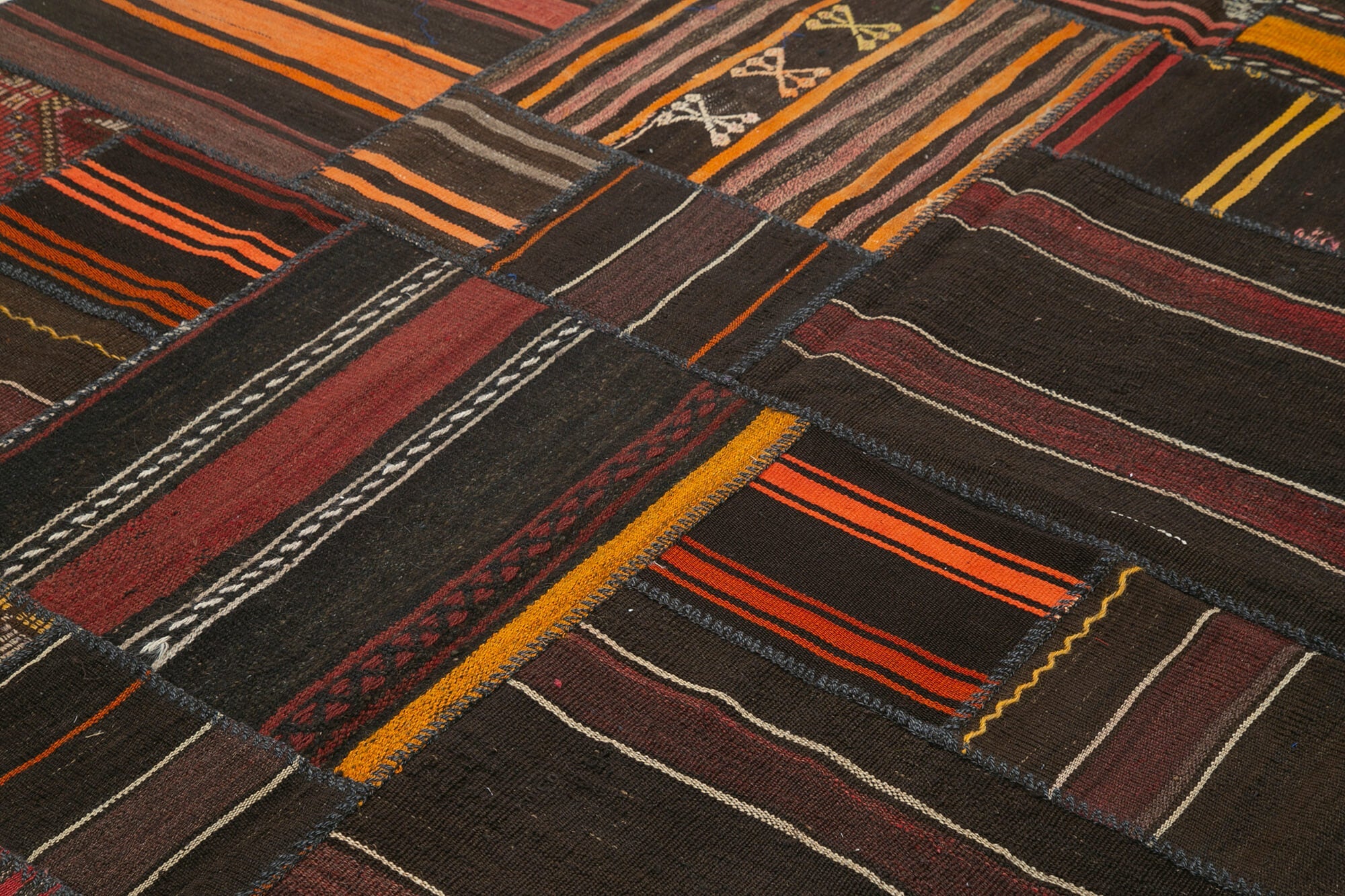 Handmade Area Rug – Kirk Yama Black Patchwork Cotton Wool 7'4''x10'10''