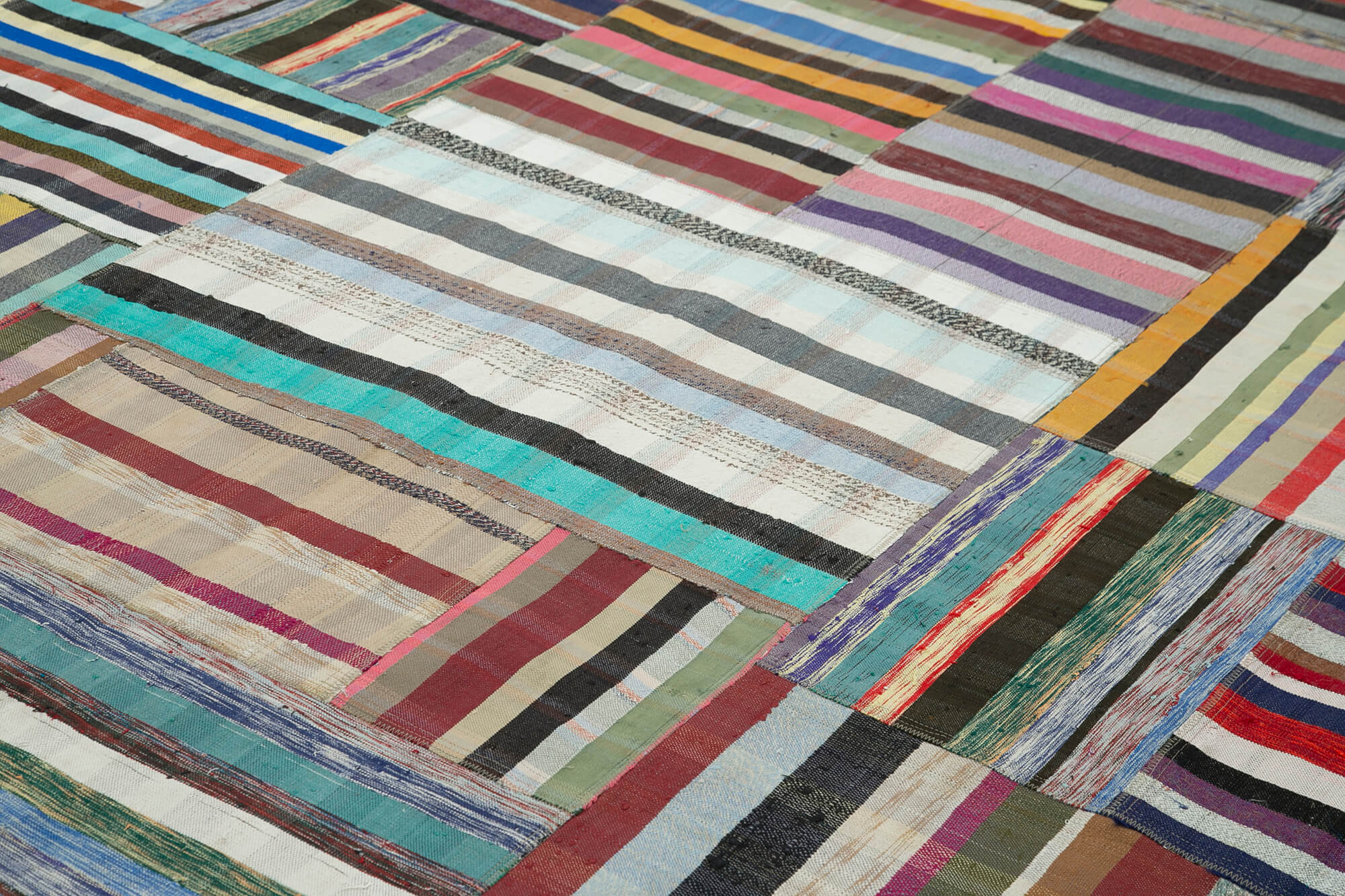 Handmade Patchwork Rug - Kirk Yama Grey Cotton Wool Area Rug 10'0'' x 13'2''