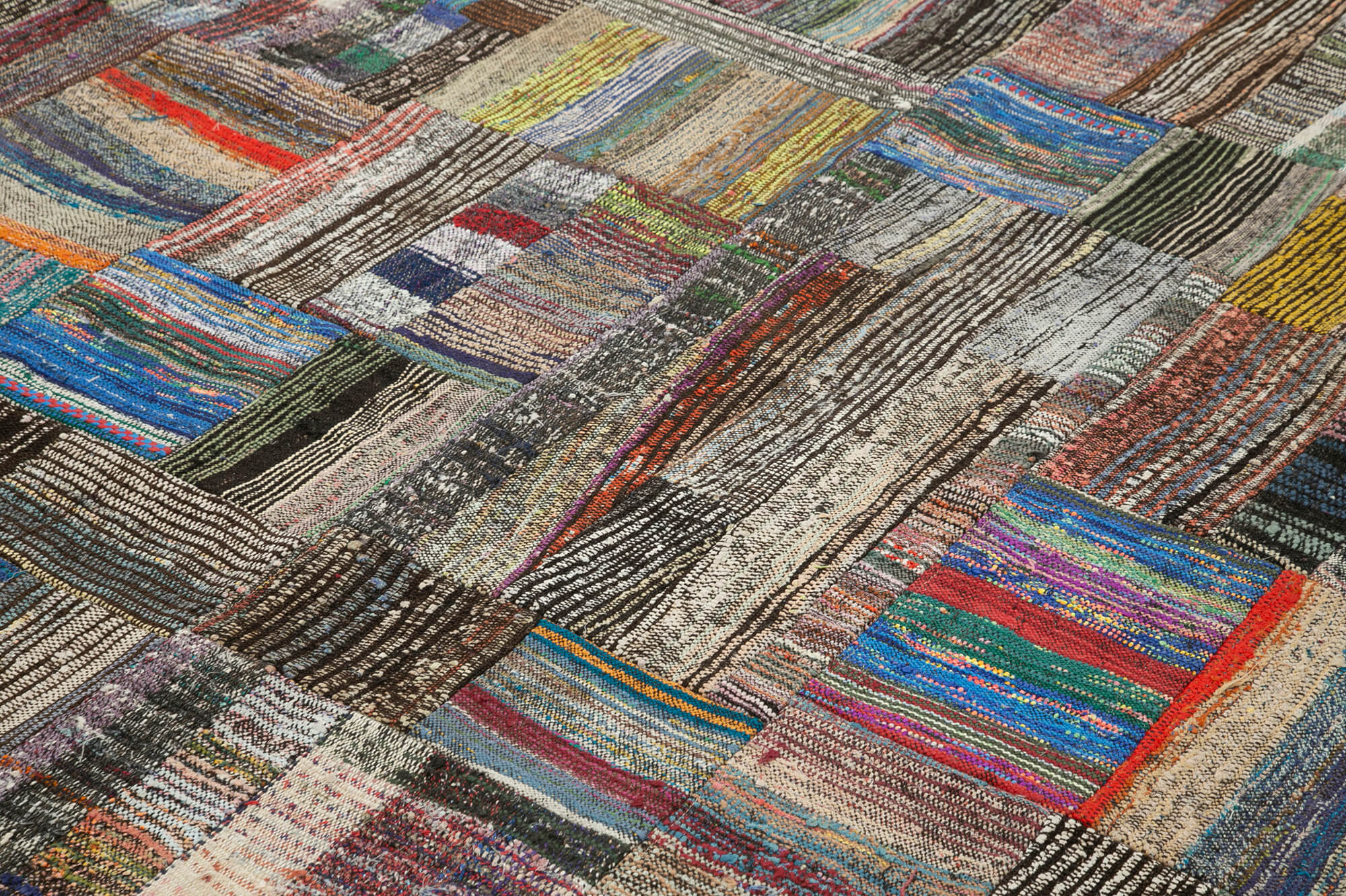 Handmade Wool Area Rug - Kirk Yama Grey Patchwork Cotton Wool Rug 8'7''x12'5''