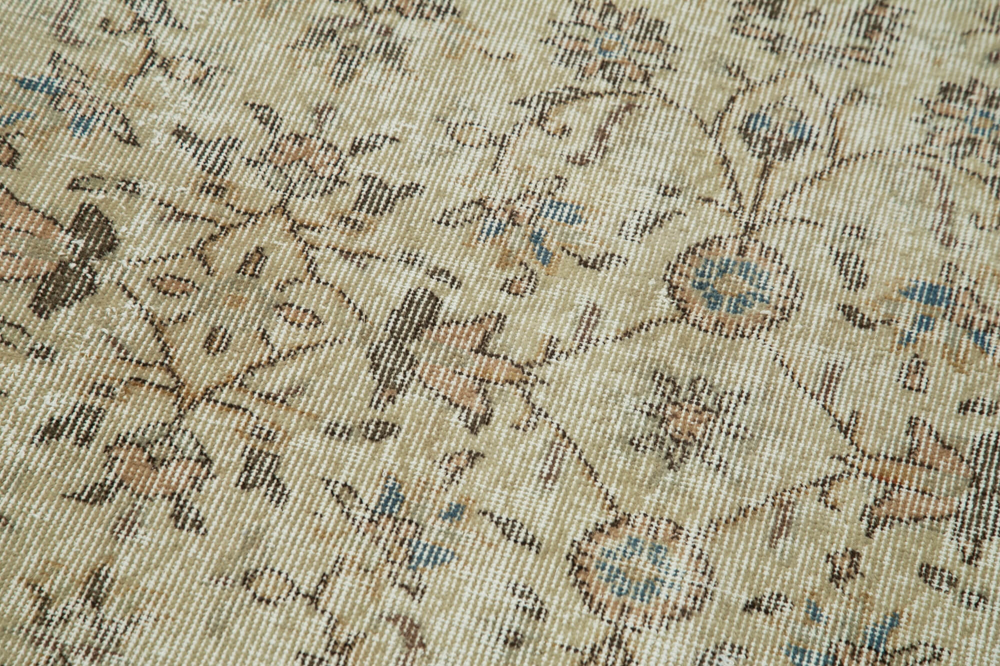 Handmade Vintage Area Rug – Overdyed Wool Rug, Neutral Beige Cotton Wool Blend 2'7''x9'8''