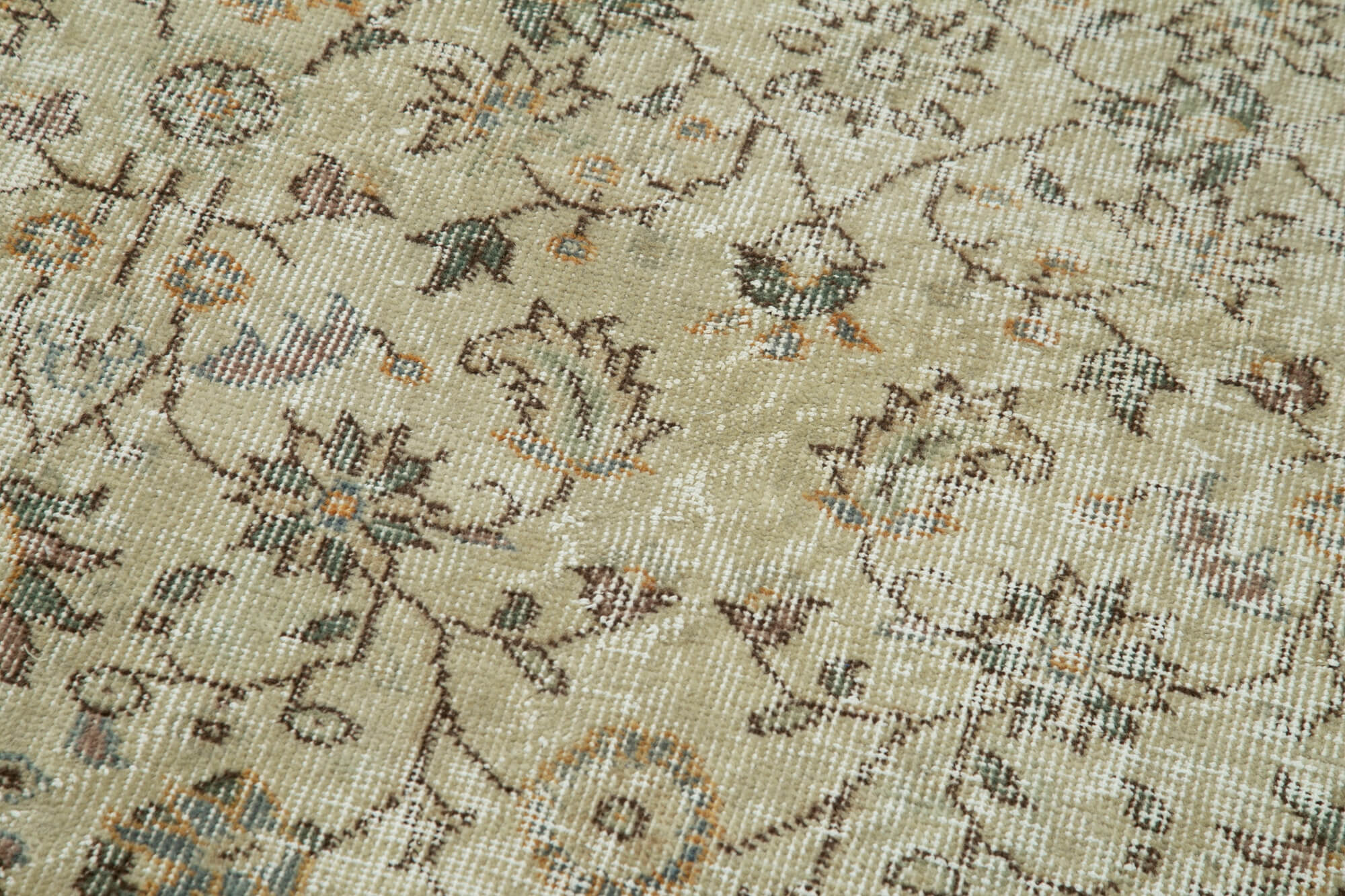 Handmade Vintage Area Rug – Overdyed Beige Cotton & Wool Carpet 2'8''x9'11''
