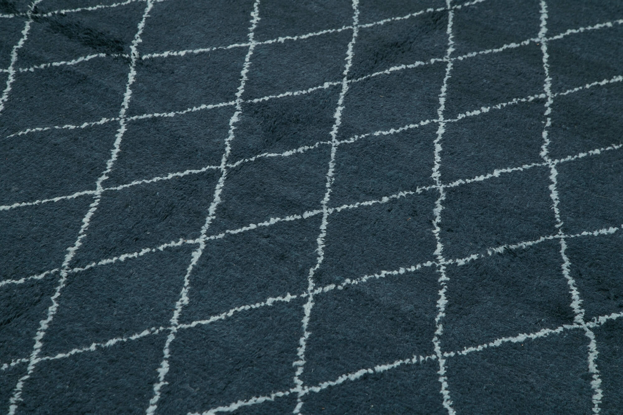 Handmade Wool Cotton Rug - Black Geometric Area Rug | Durable Soft Texture Carpet