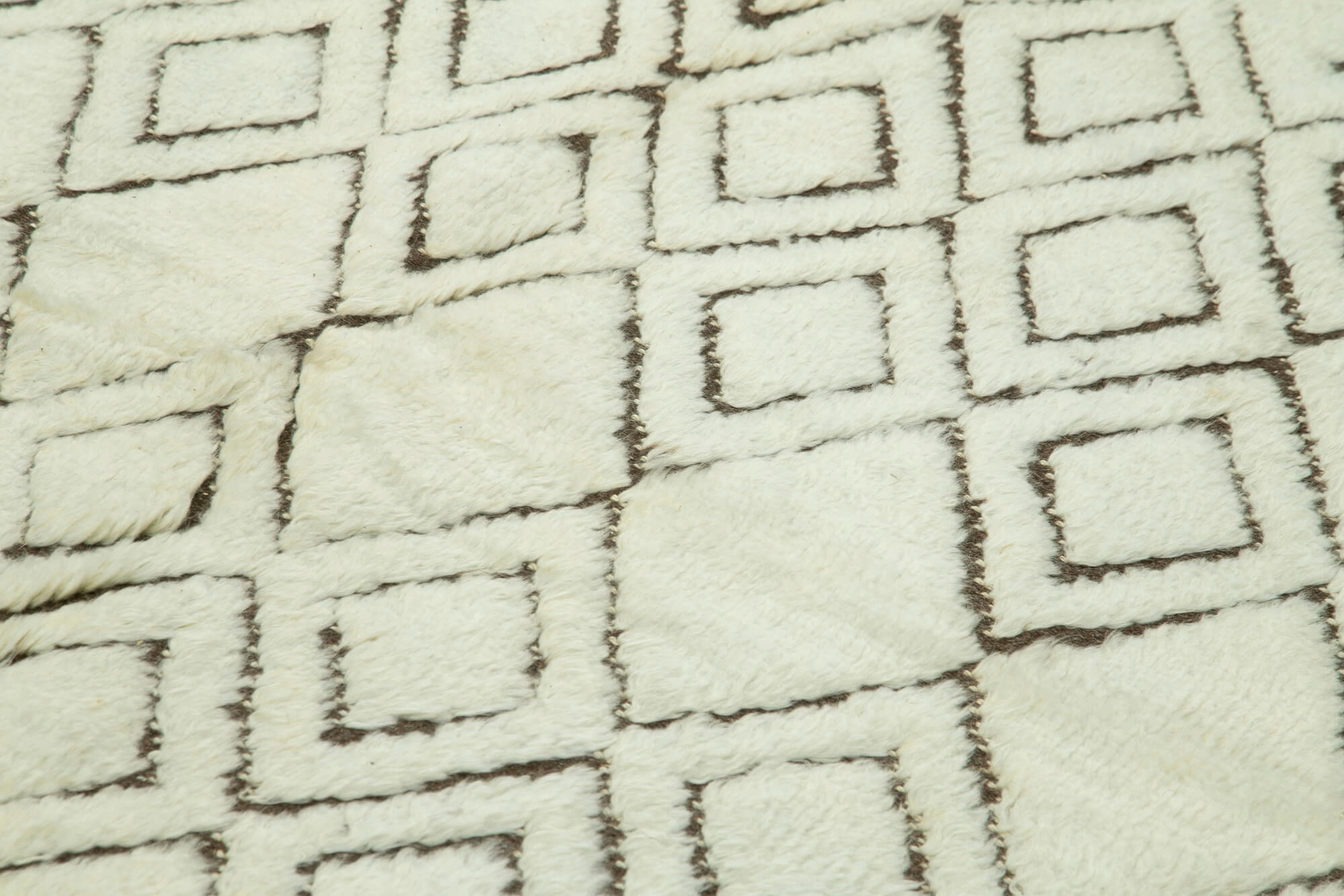 Handmade Wool Cotton Rug – Beige Area Carpet With Geometric Pattern Rug Design