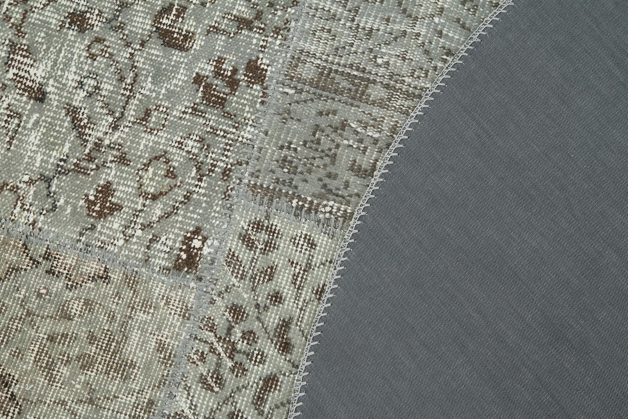 Handmade Area Rug | Kirk Yama Grey Patchwork Cotton Wool 5x5 Foot Rug