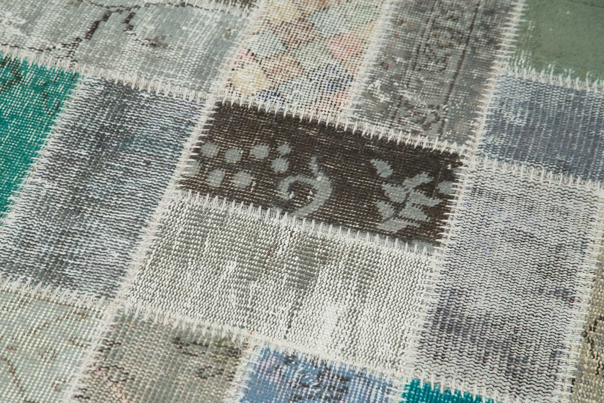 Kirk Yama Blue Patchwork Cotton Wool Handmade Area Rug 2'9'' x 9'7''